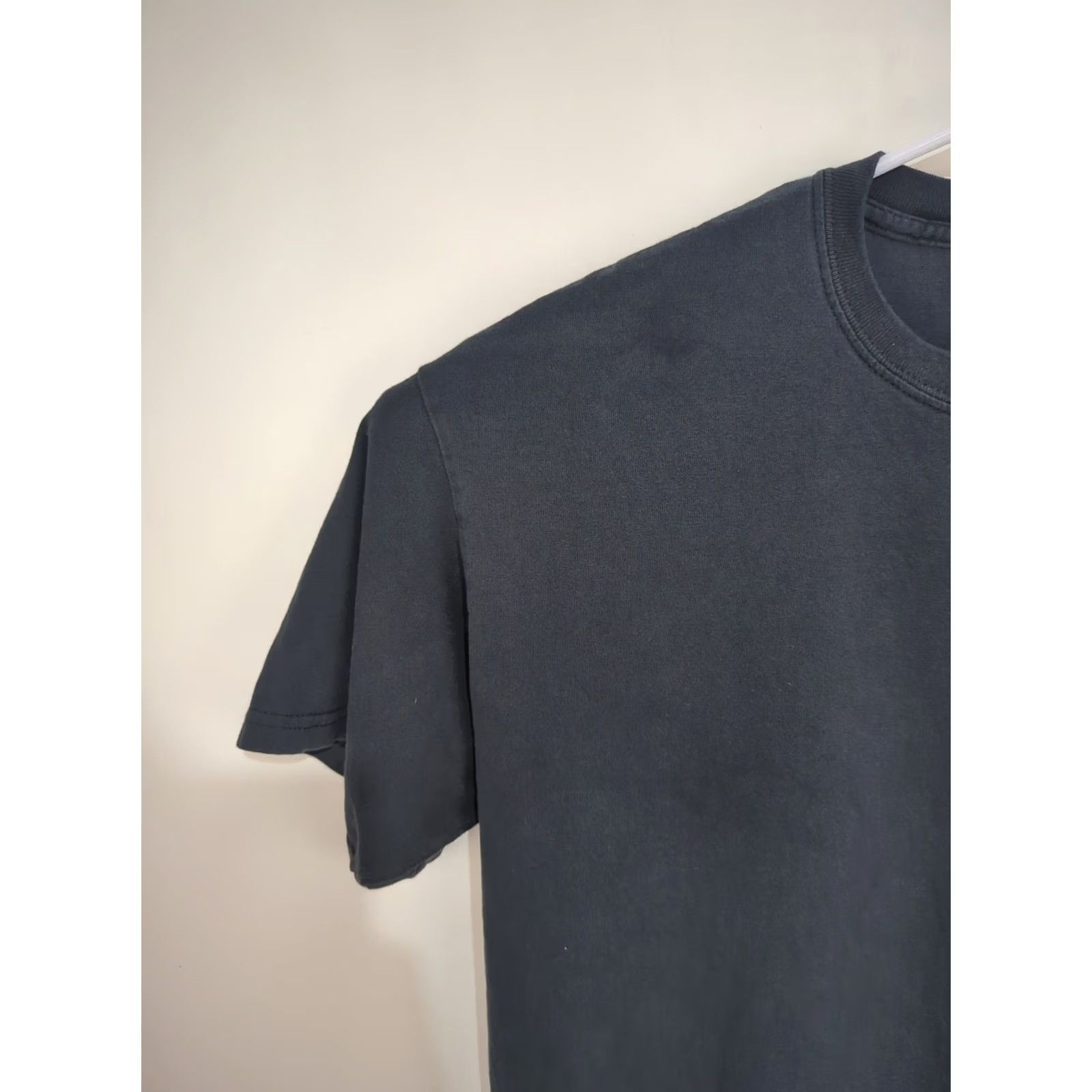 Gildan VINTAGE Gildan Heavy Cotton T-Shirt Guitar Men XL Black Double-Sided Graphic Print Logo Short Sleeve Crew Neck Y2K Vintage Music Size US XL / EU 56 / 4 - 4 Thumbnail