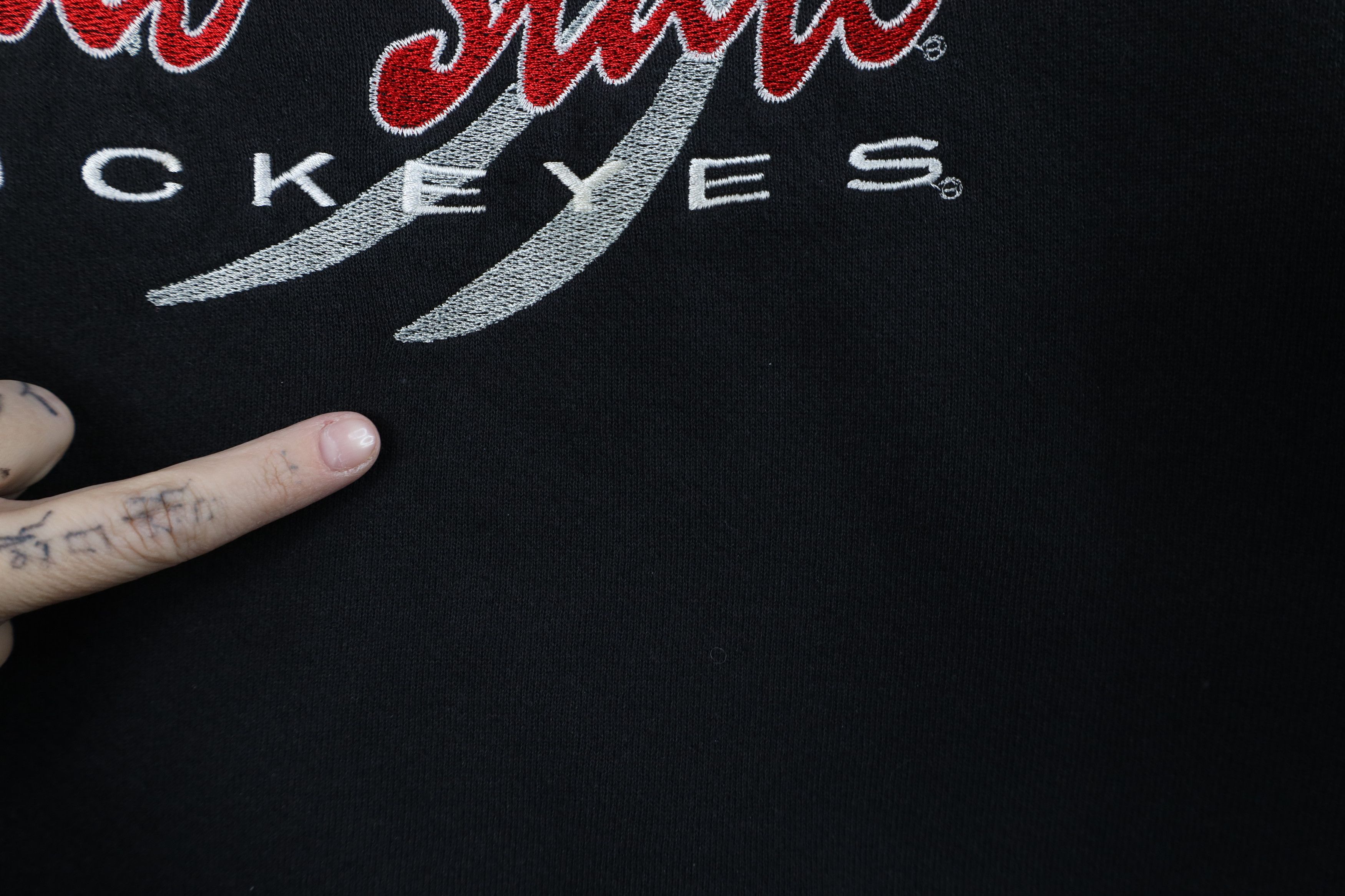 Vintage Vintage 90s Ohio State University Football Sweatshirt USA Size US L / EU 52-54 / 3 - 5 Thumbnail