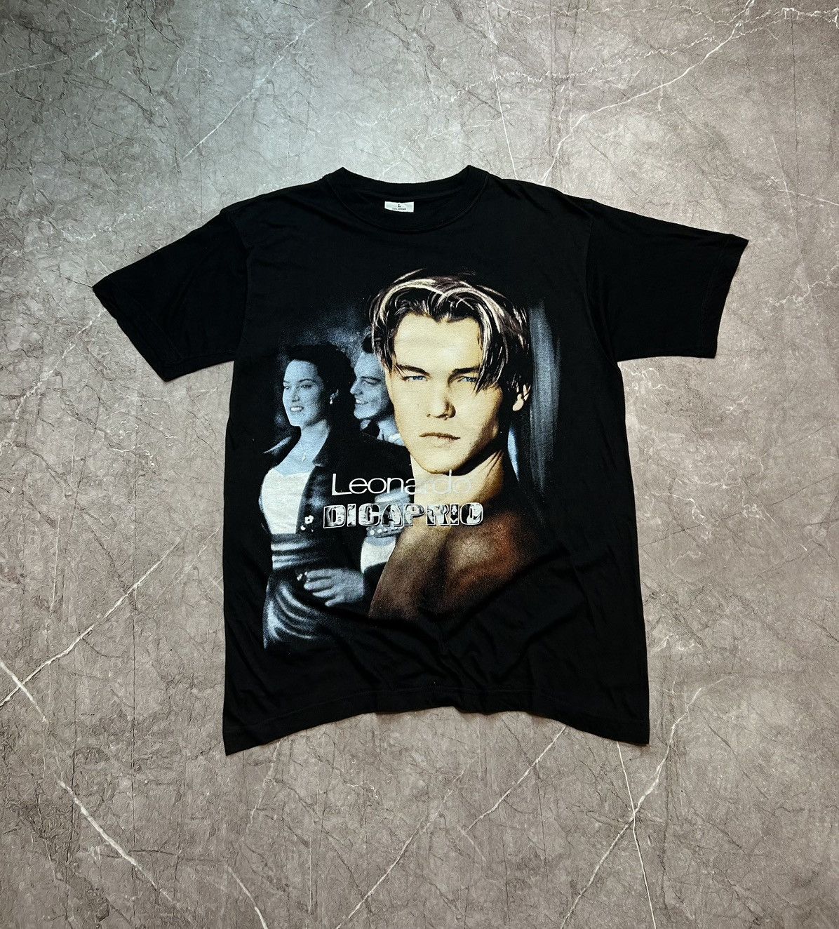 Vintage Leonardo DiCaprio 90s 98 Titanic Vintage Bootleg T-Shirt Size US L / EU 52-54 / 3 - 1 Thumbnail