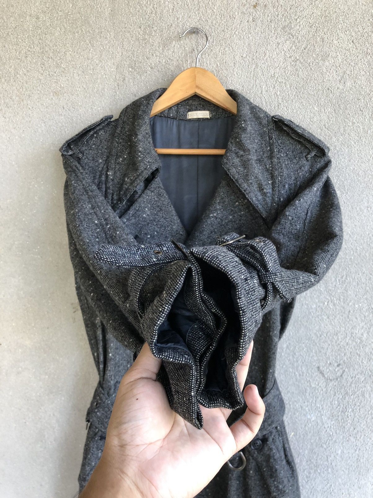 Valentino Vintage VALENTINO Wool Trench Coat Size M / US 6-8 / IT 42-44 - 5 Thumbnail