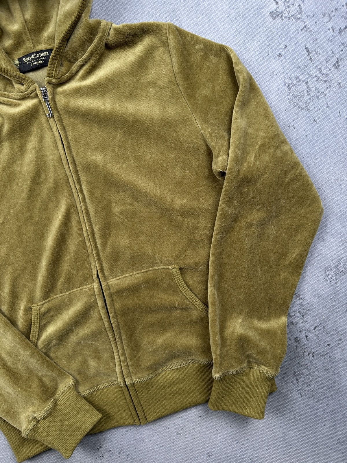 Juicy Couture Juicy Couture Velour Hoodie Rhinestone Crown Y2K Gold 90s Size S / US 4 / IT 40 - 4 Thumbnail