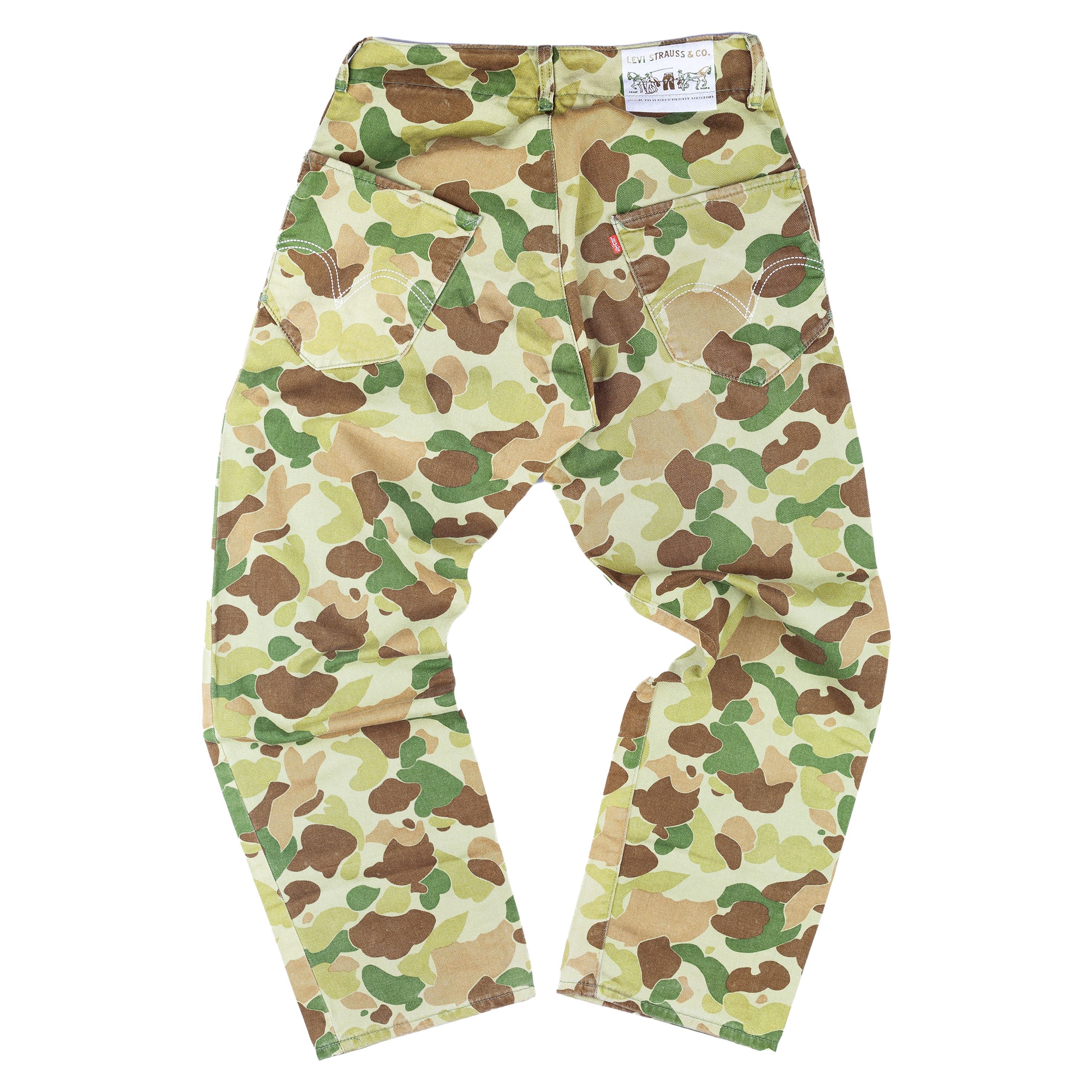 Junya Watanabe Junya Watanabe x Levi’s Camouflage Vintage Denim Jeans (S) Size 26" / US 2 / IT 38 - 2 Thumbnail