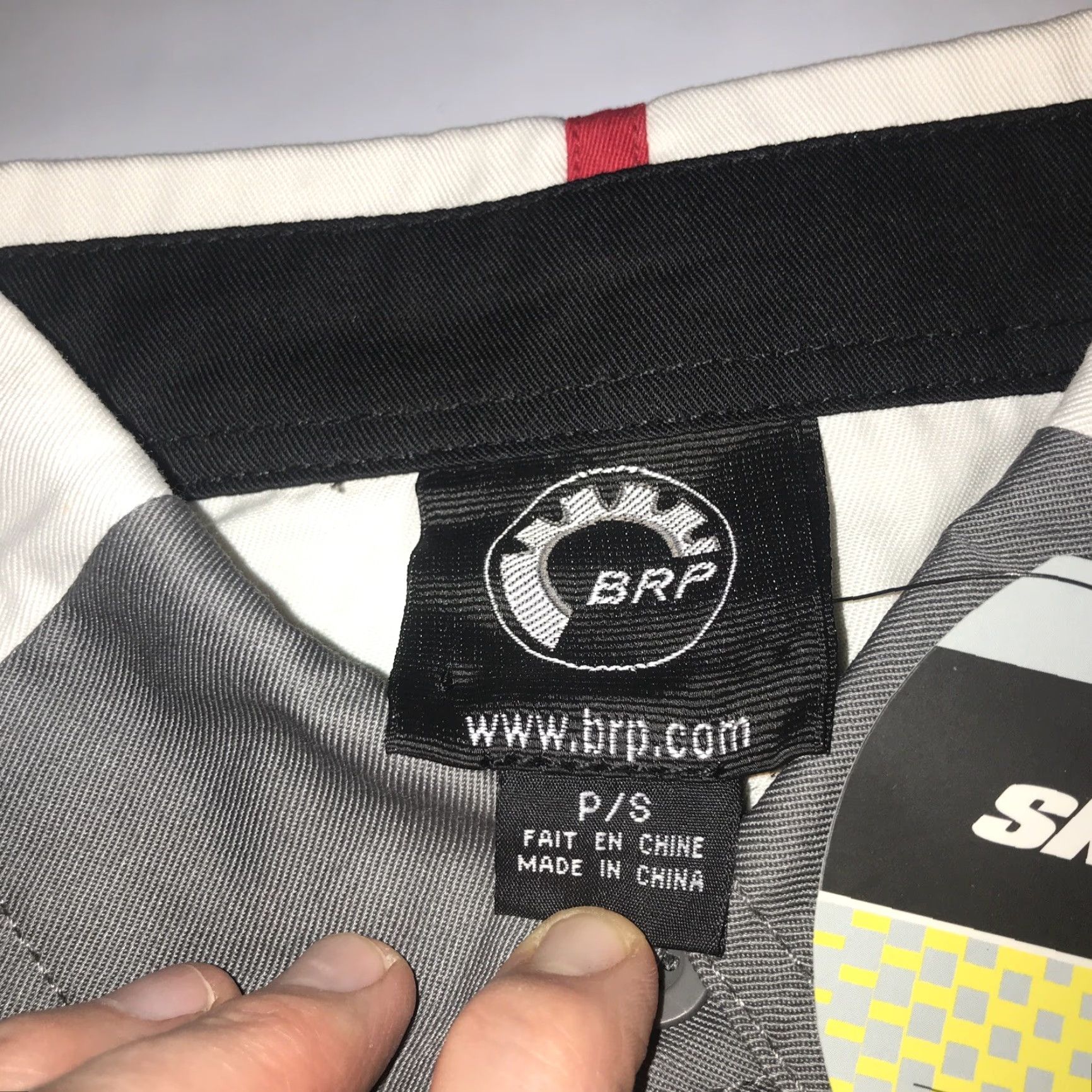 Vintage SKI-DOO Racing Button SHIRT ROTAX Bombardier Team White Gray ZIP OFF sleeves NEW Mens Small Button-Up Shirt Size US S / EU 44-46 / 1 - 6 Thumbnail