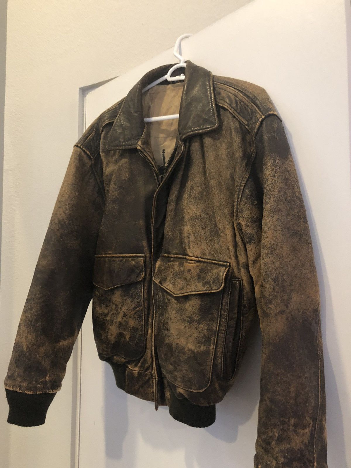 Vintage Vintage leather bomber jacket Size US M / EU 48-50 / 2 - 7 Thumbnail