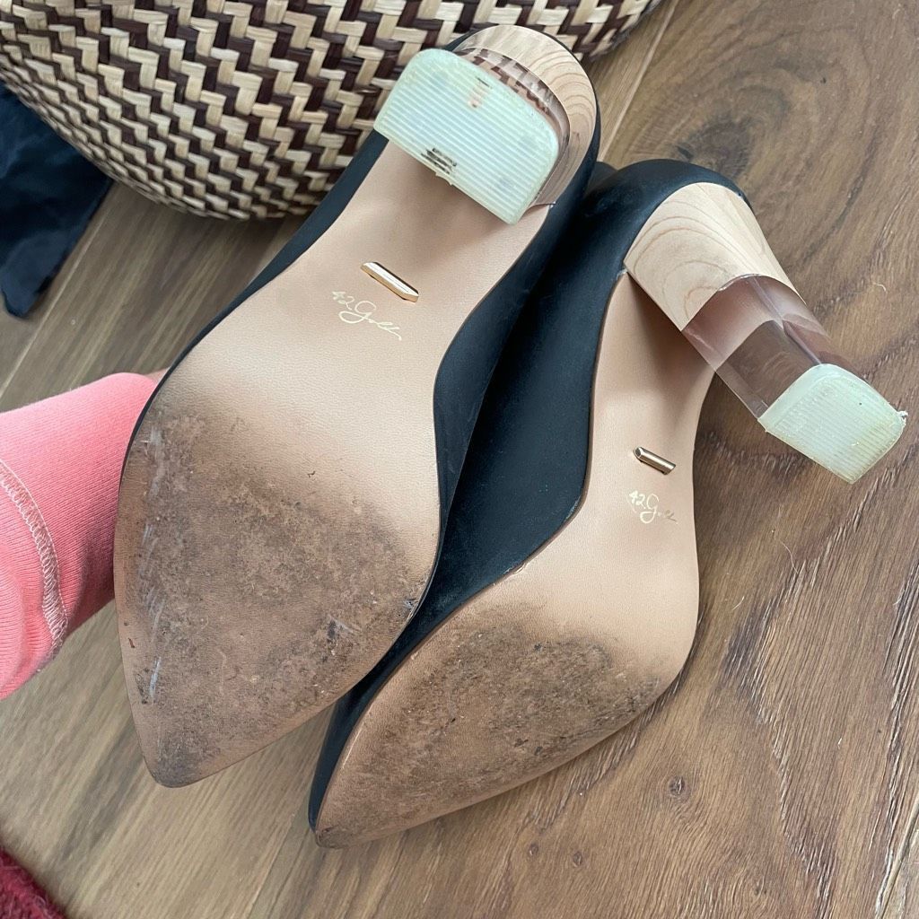Other 42 Gold Black Leather Kisses Bootie Lucite Wood Tone Heel $1 Size US 7 / IT 37 - 6 Thumbnail