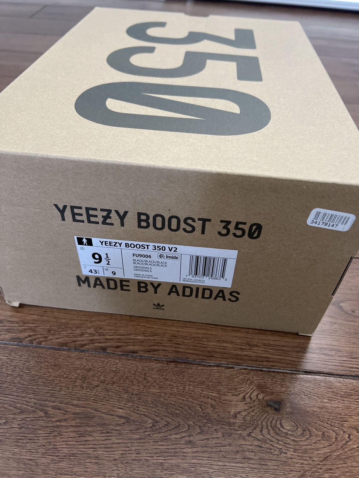 Adidas Yeezy Boost 350 V2 Black (Non - Reflective) Size US 9.5 / EU 42-43 - 9 Thumbnail