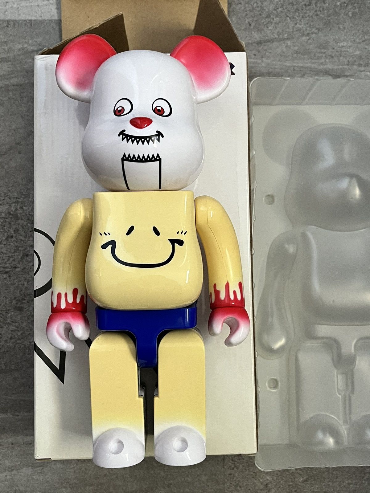 Medicom Toy 400% BE@RBRICK T9G YELLOW MEDICOM 2007 Size ONE SIZE - 4 Thumbnail
