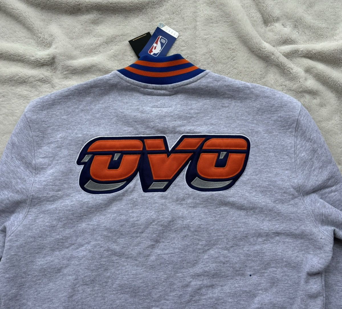October's Very Own OVO x NY Knicks Grey Quarter Zip Sweater Size US XXL / EU 58 / 5 - 4 Thumbnail