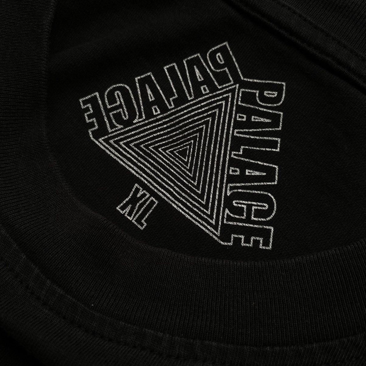 Palace 🔥Palace Skateboards Sans Ferg L/S Size US XL / EU 56 / 4 - 6 Thumbnail