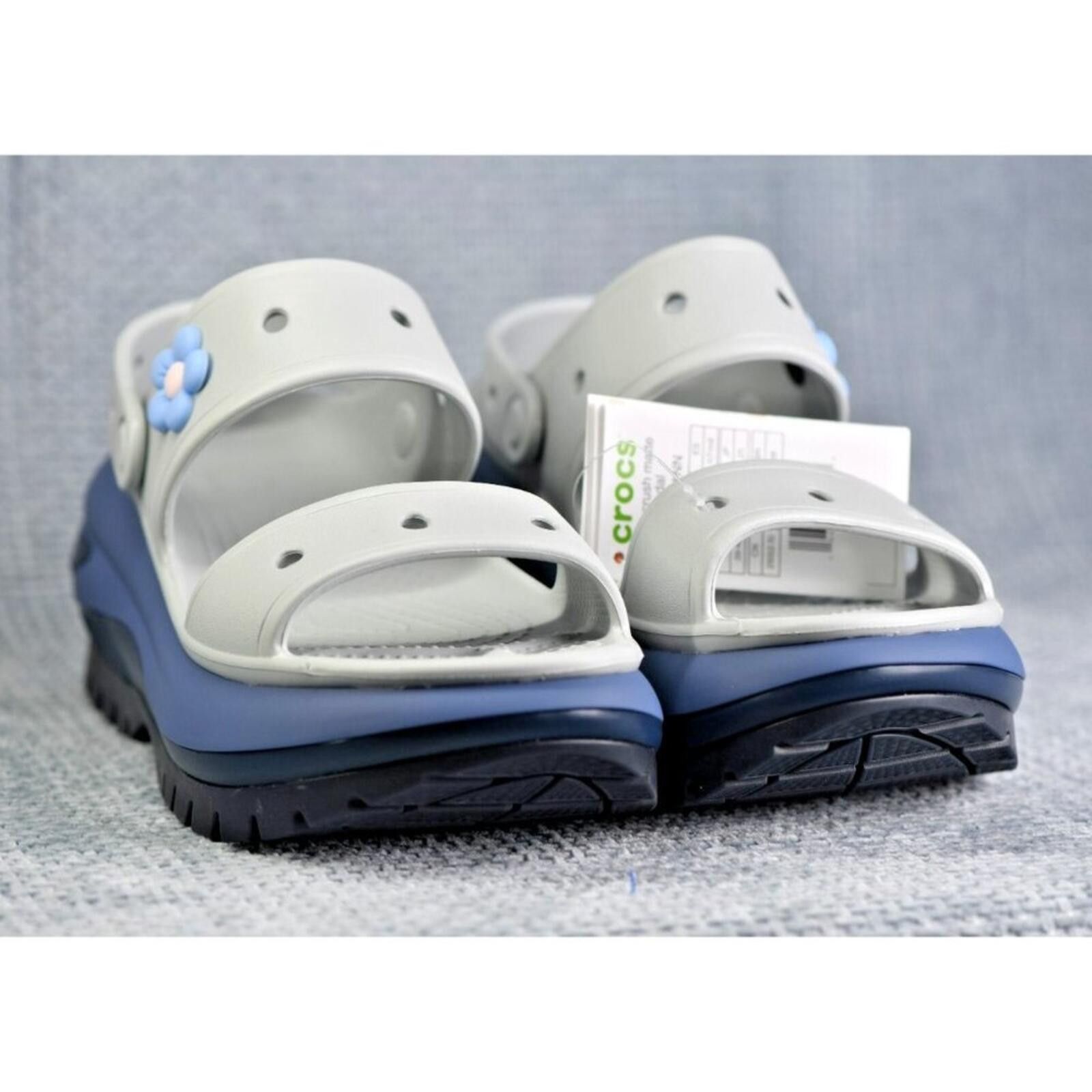 Crocs Crocs Classic Mega Crush Matte Sandal | Mirage | 207989-5AF Size US 9 / IT 39 - 7 Thumbnail