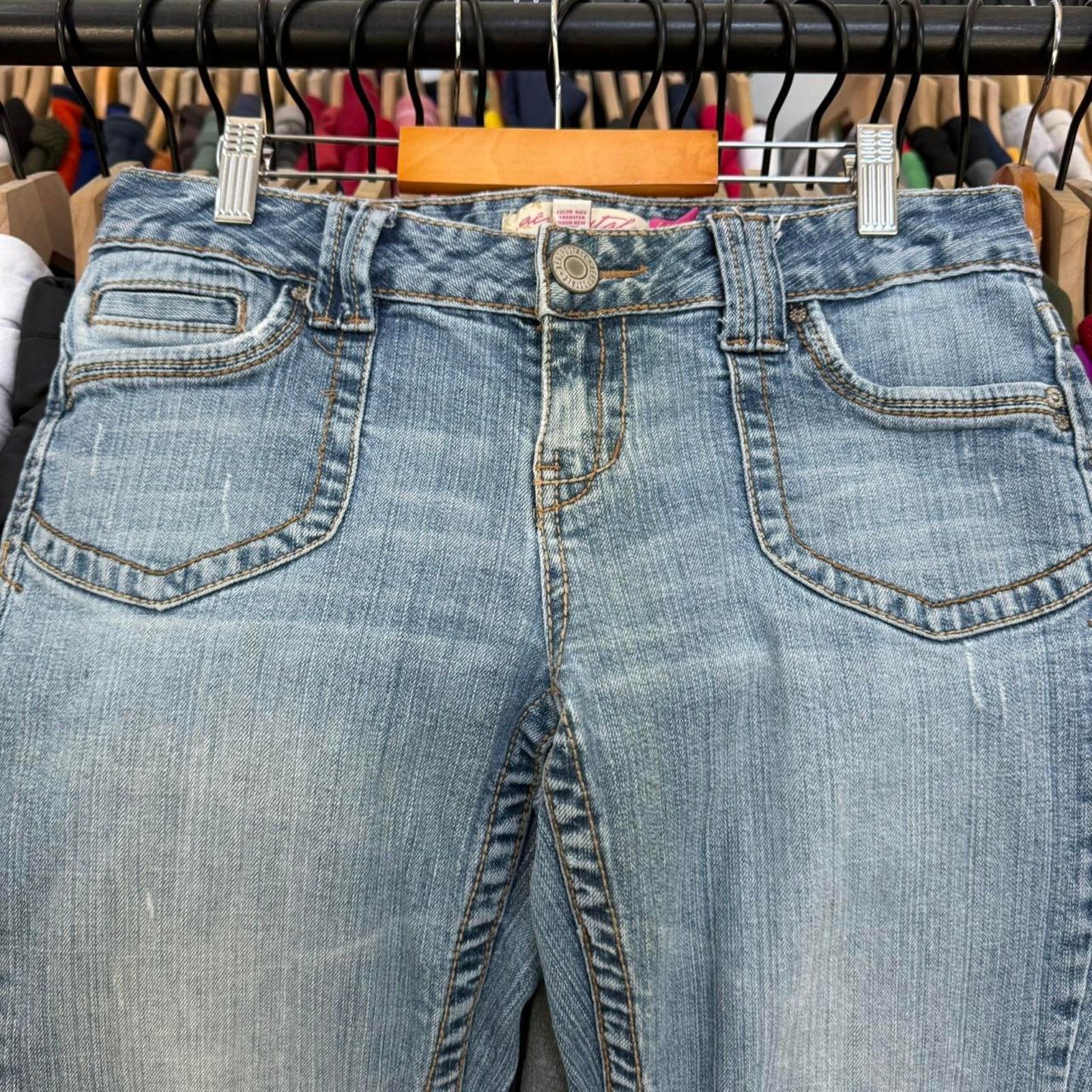 Aeropostale Vintage Y2K Aeropostale Women’s Faded Low Rise Jeans Size 31" - 2 Thumbnail