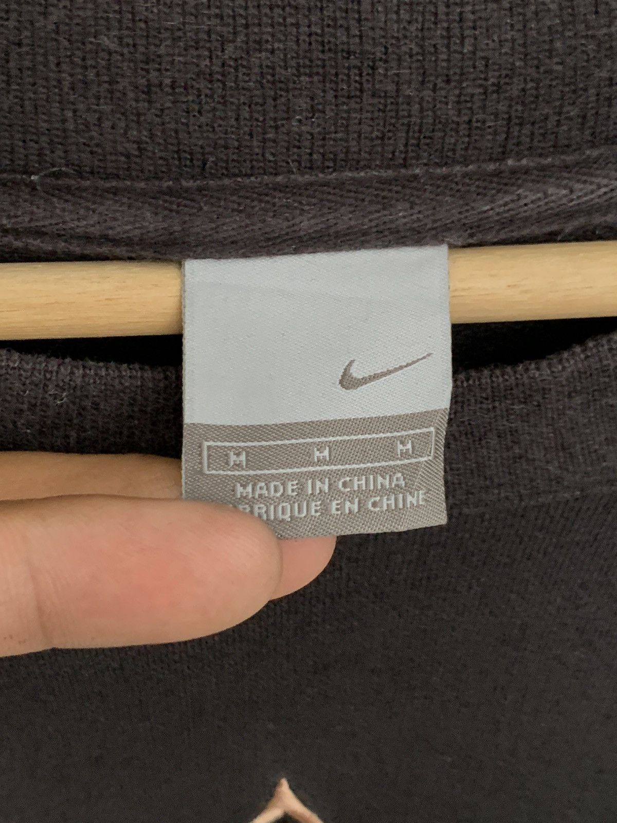 Nike Vintage Y2K Nike Embroidered Logo Crewneck Sweatshirt Size US M / EU 48-50 / 2 - 7 Thumbnail