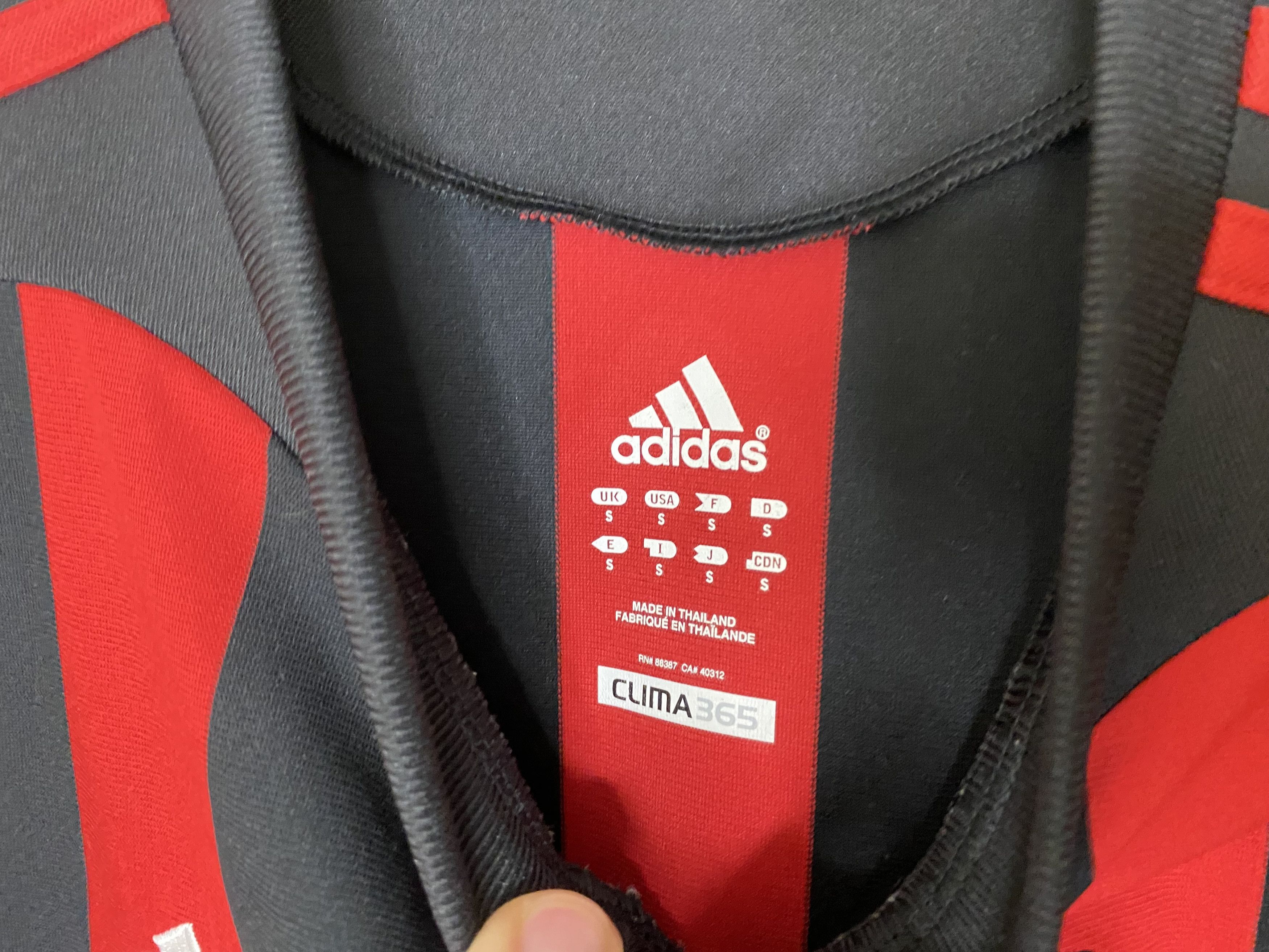 Adidas AC MILAN 2009 HOME PLAYER ISSUE FOOTBALL SHIRT SOCCER JERSEY Size US S / EU 44-46 / 1 - 6 Thumbnail