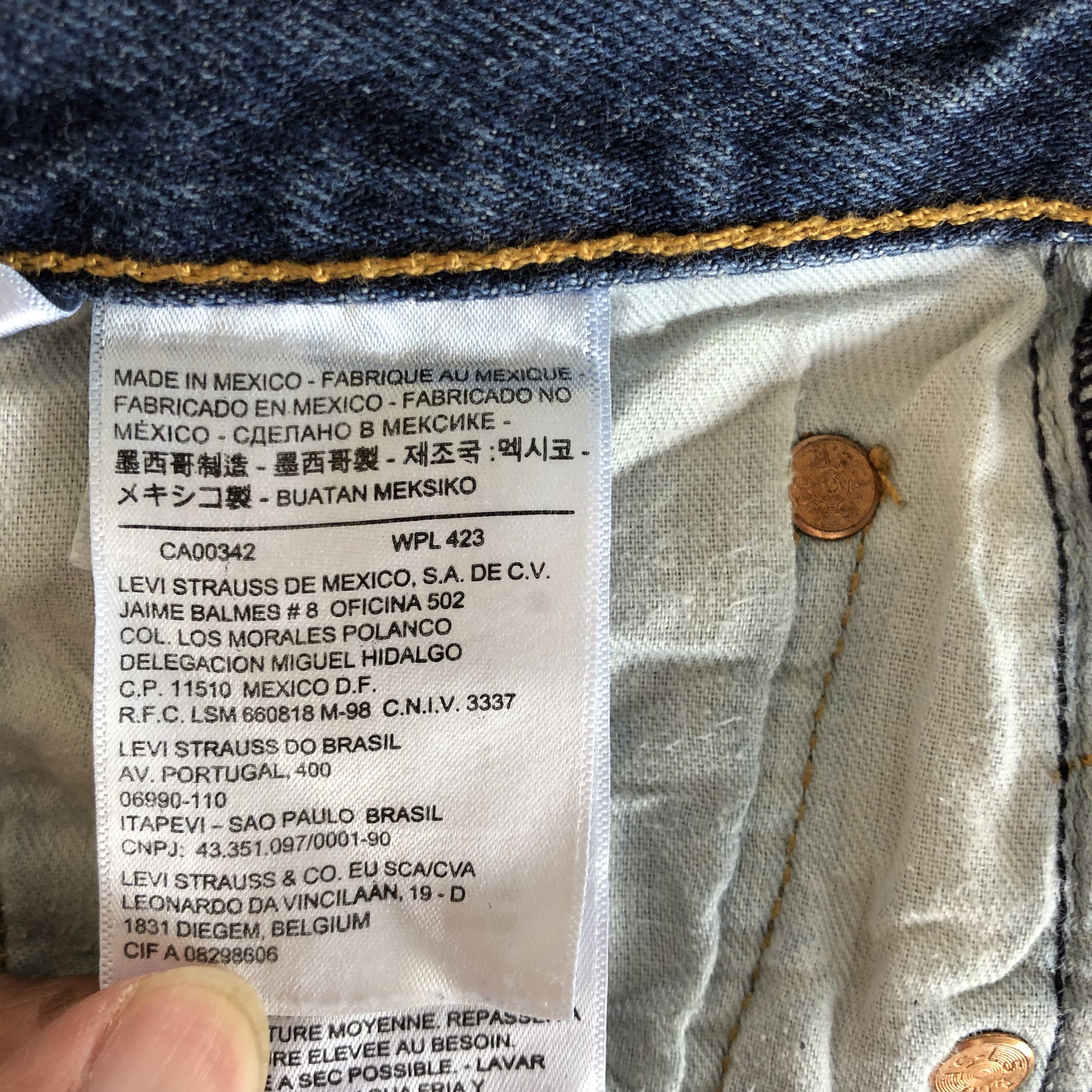 Levi's Vintage Levis 501 Jeans Levi's Faded Blue Earth Tone Denim Size US 32 / EU 48 - 9 Thumbnail