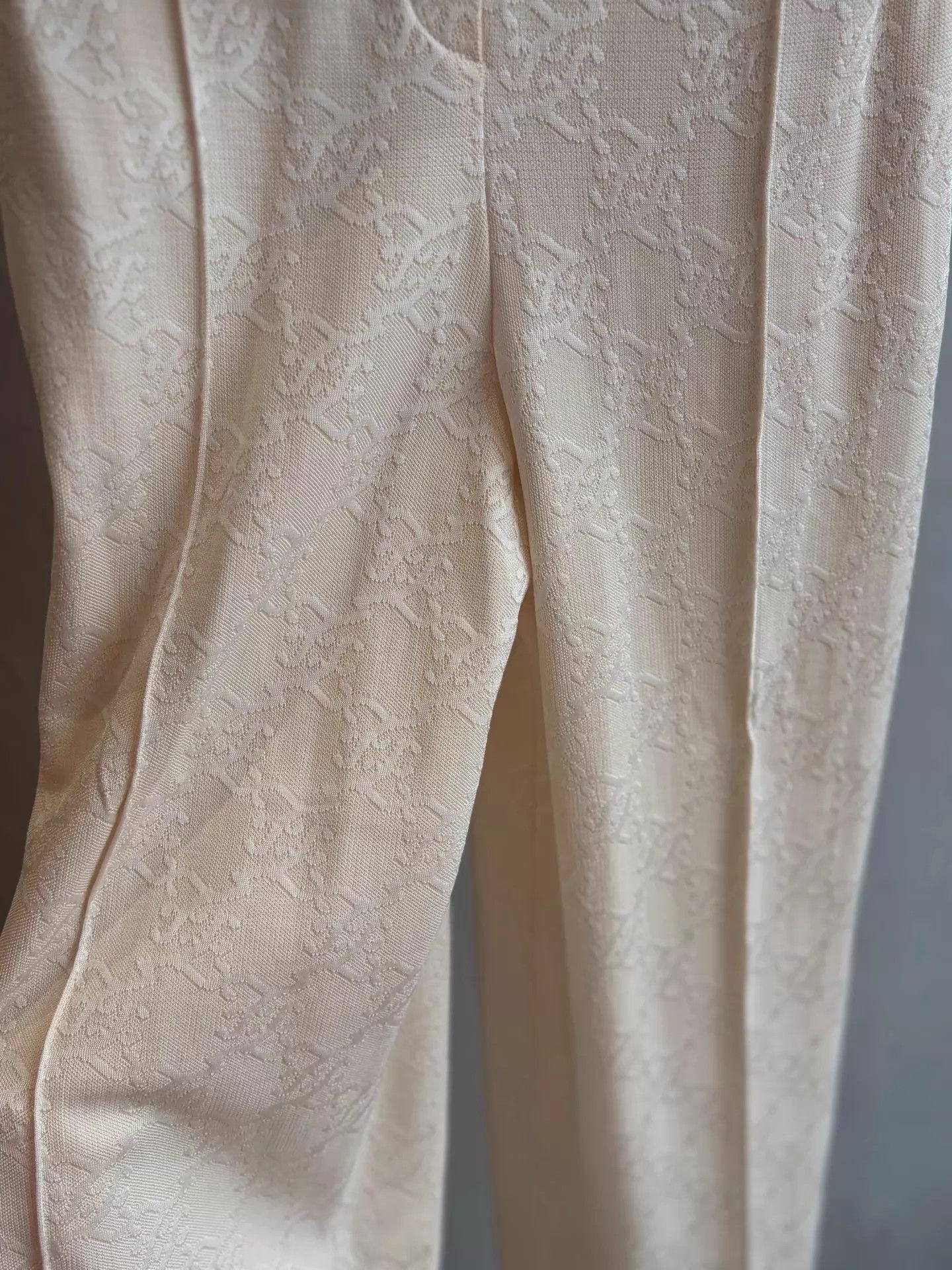 Fendi Fendi White FF Logo Straight-Leg Pants New W/Tags 40 Size 27" / US 4 / IT 40 - 3 Thumbnail