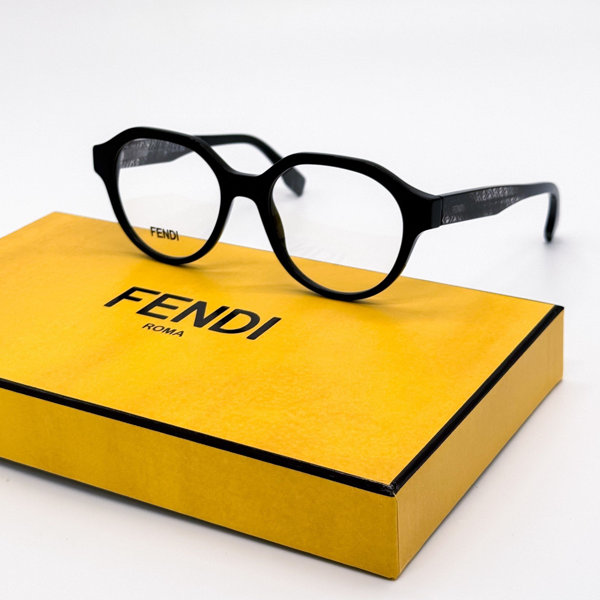 Fendi NEW FENDI EYEGLASES FE50049I 001 ROUND BLACK WOMEN EYEWEAR F Size ONE SIZE - 1 Thumbnail