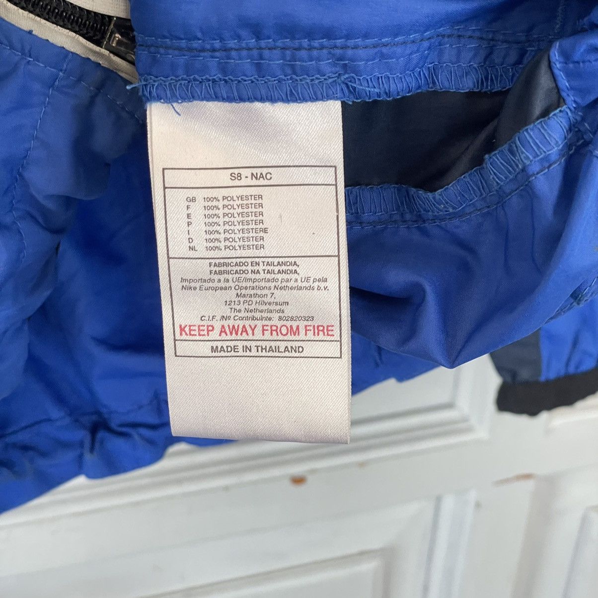 Nike × Vintage Vintage 90’s Nike Neilon Tracksuit Jacket Blue size L Size US M / EU 48-50 / 2 - 9 Thumbnail