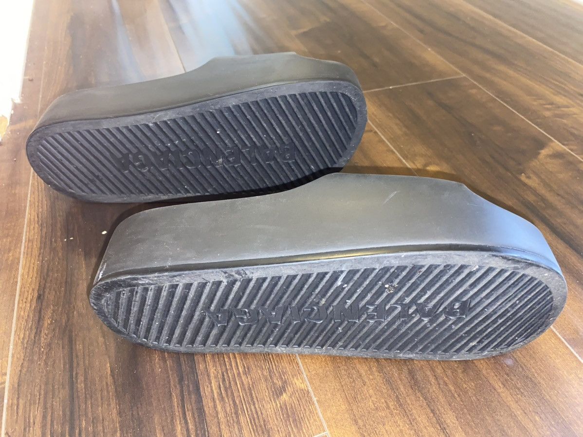 Balenciaga Balenciaga matte black slip ons with thick sole Size US 9 / IT 39 - 3 Thumbnail