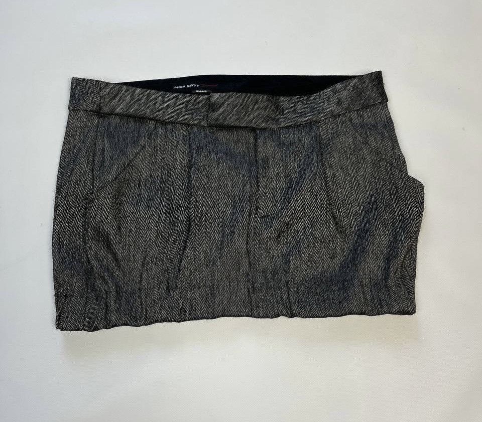 Miss Sixty Miss Sixty Mini Skirt With Shorts Size 28" / US 6 / IT 42 - 1 Thumbnail
