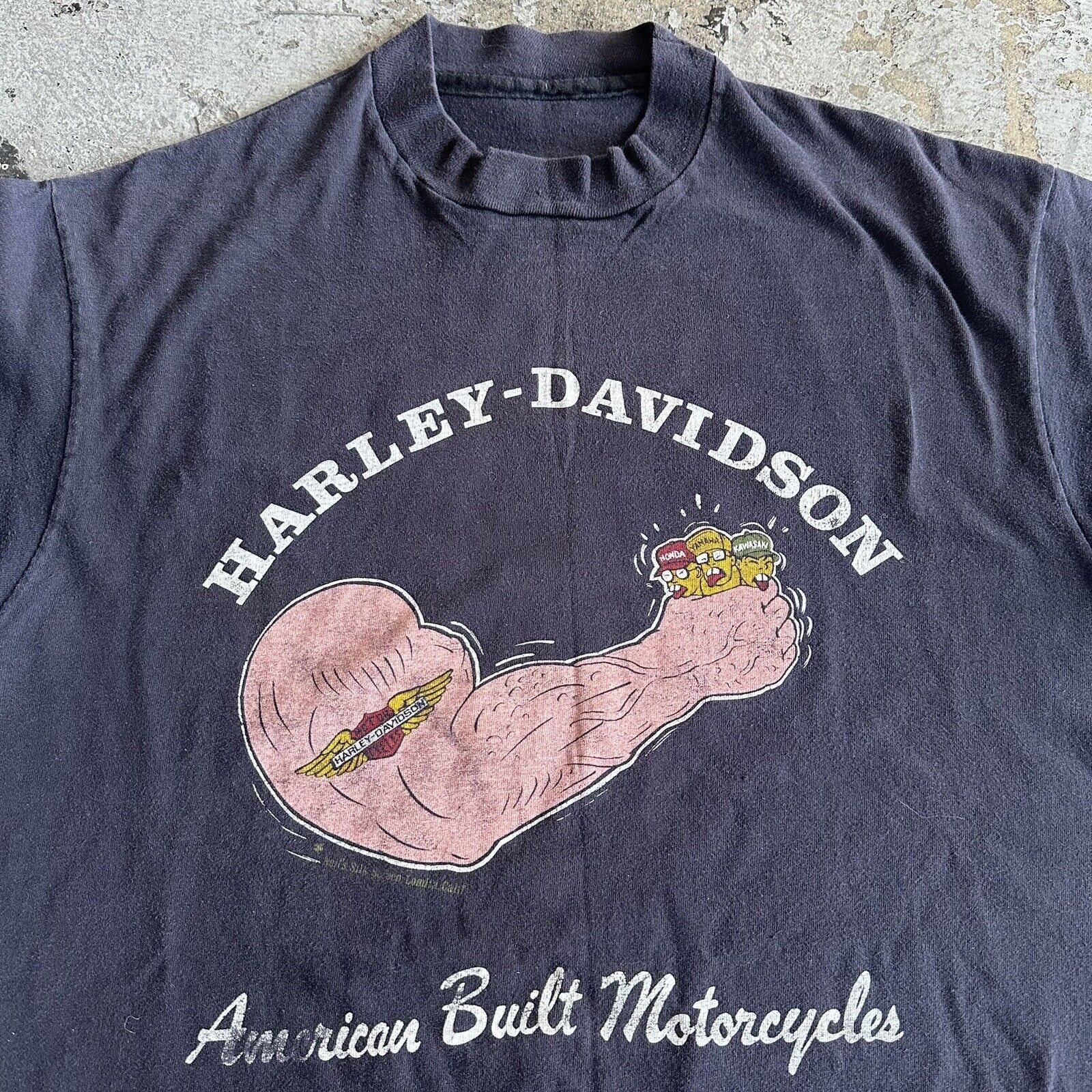 Harley Davidson × Vintage Vintage 70s Harley Davidson Anti Japan Tee 3D Emblem Size US L / EU 52-54 / 3 - 2 Thumbnail