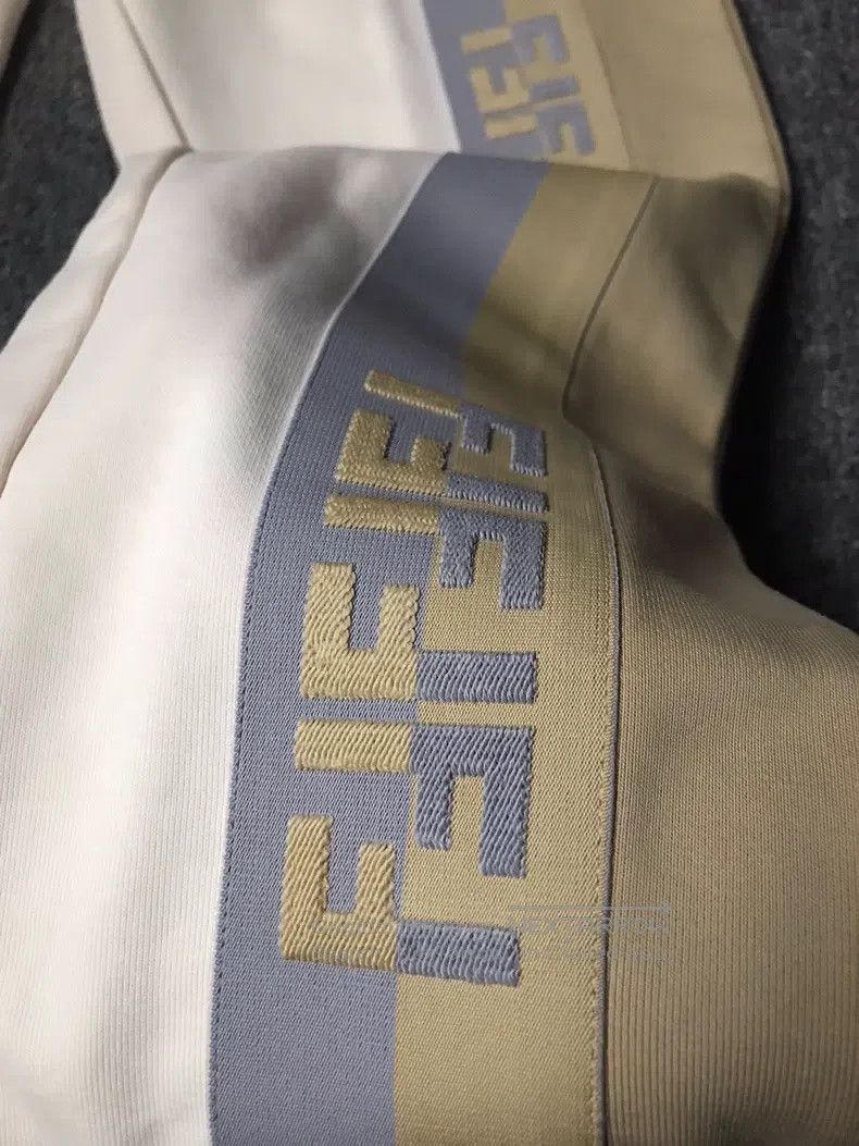 Fendi Fendi size L Casual Pants, Beige and White Color Block, Ela Size US 29 - 3 Thumbnail