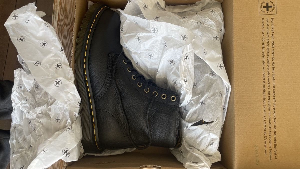 Dr. Martens Dr. Martens Black Textured Leather Boots Size US 9 / EU 42 - 1 Thumbnail