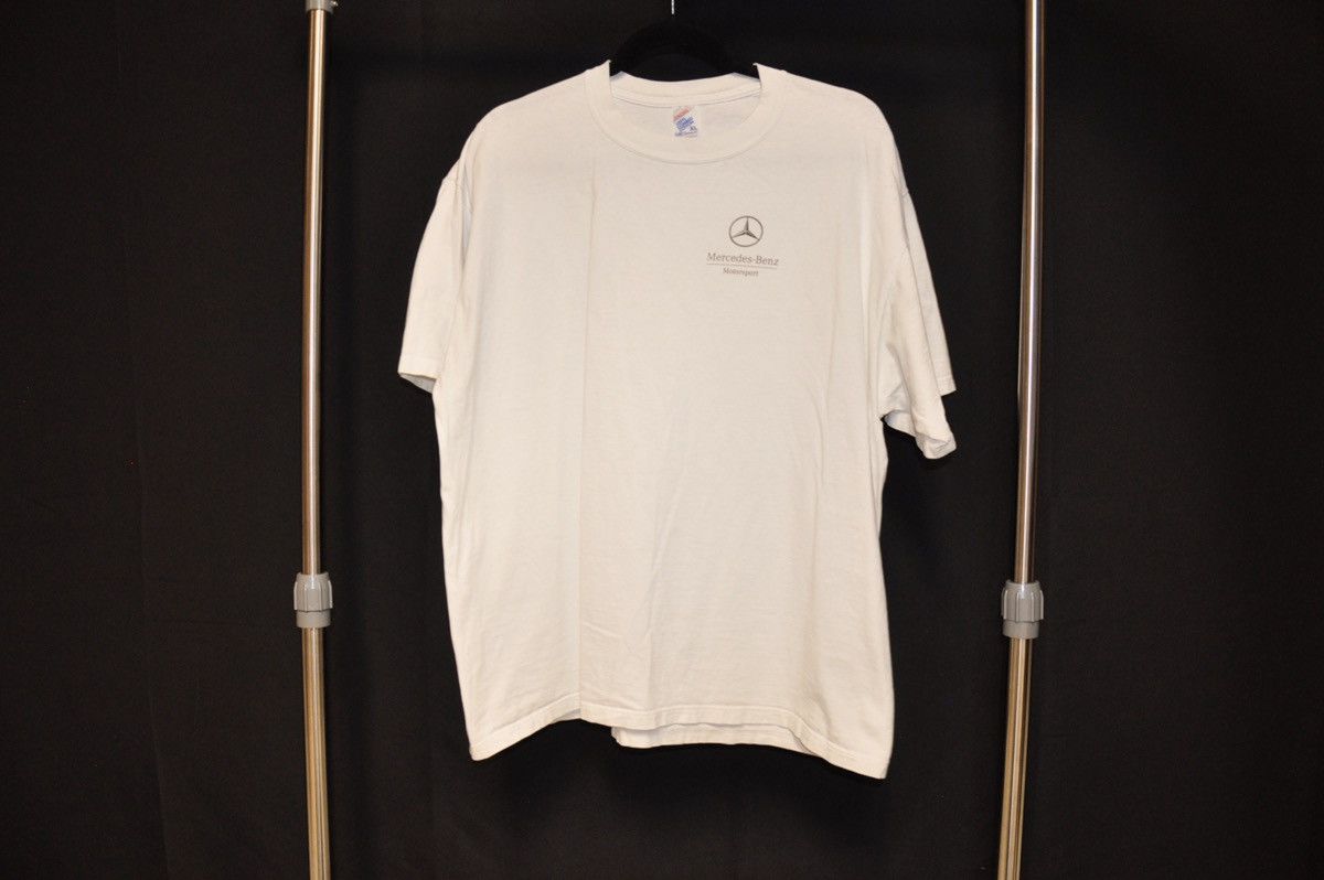 Vintage Vintage Mercedes-Benz “The Power to Win” Racing Tee Size US XL / EU 56 / 4 - 1 Thumbnail
