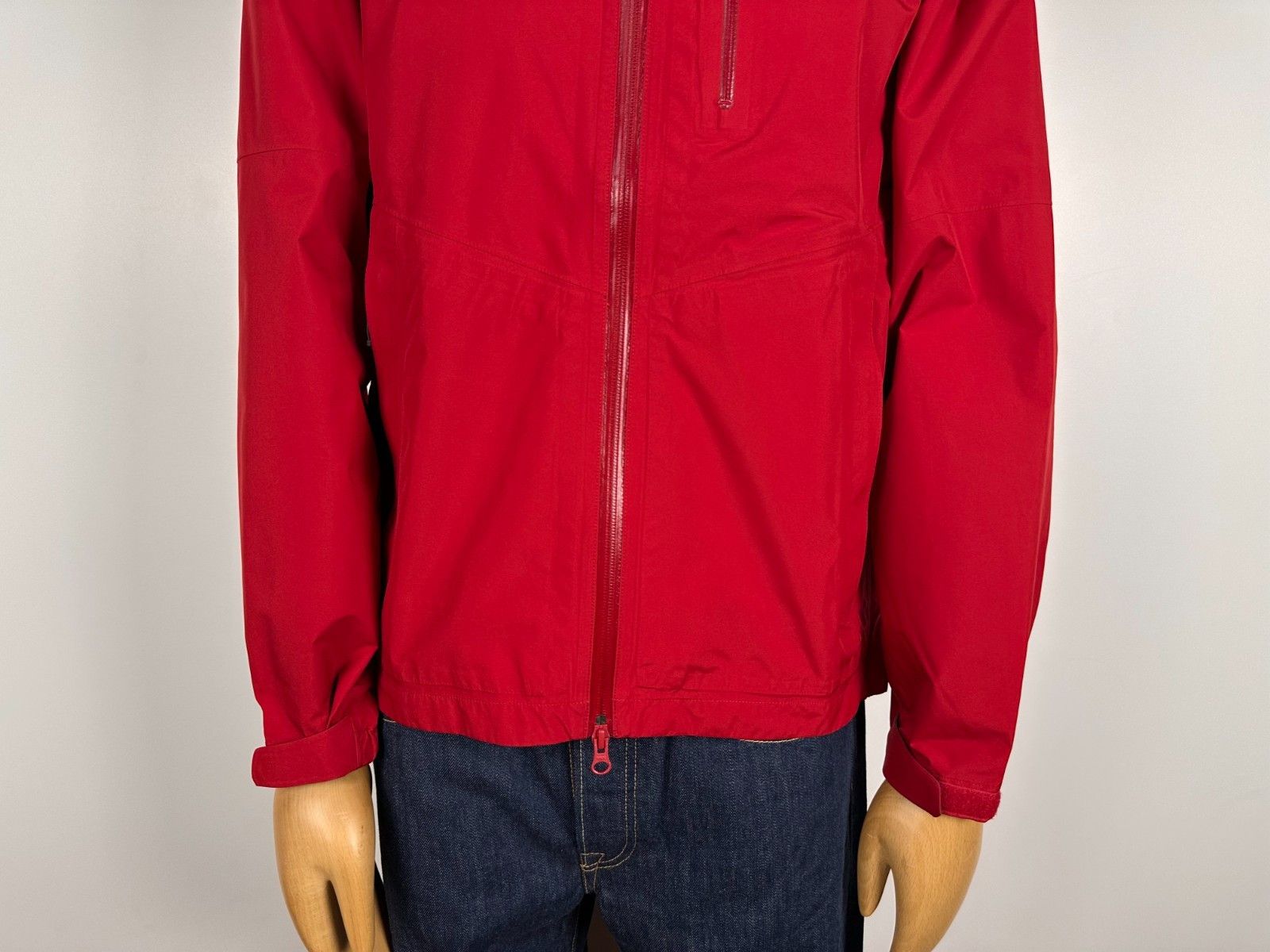 Outdoor Research Outdoor Research Foray Gore-Tex Jacket Waterproof Red Sz XL Size US XL / EU 56 / 4 - 4 Thumbnail