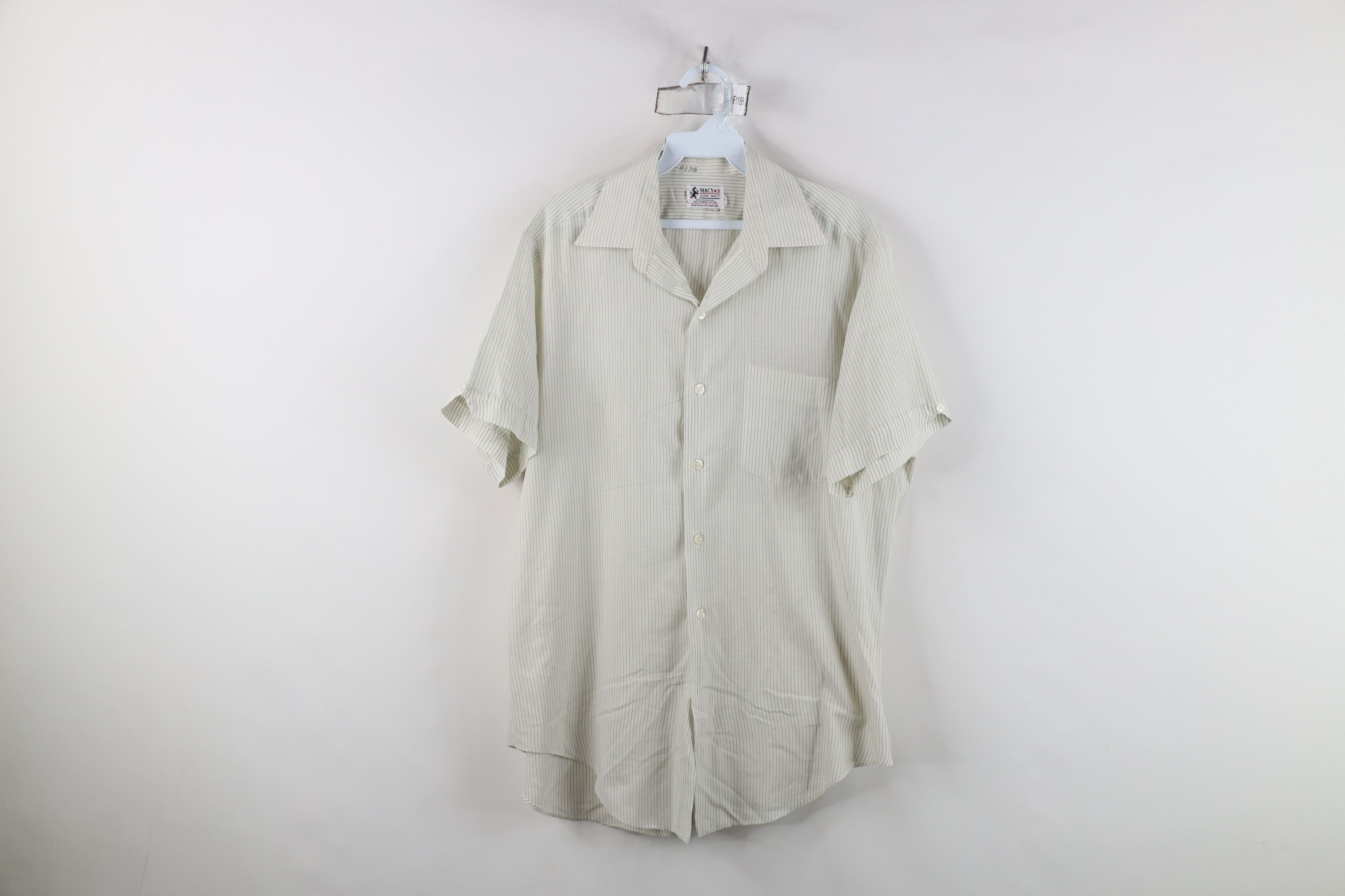 Vintage 50s 60s Macys Button Sleeve Collared Shirt