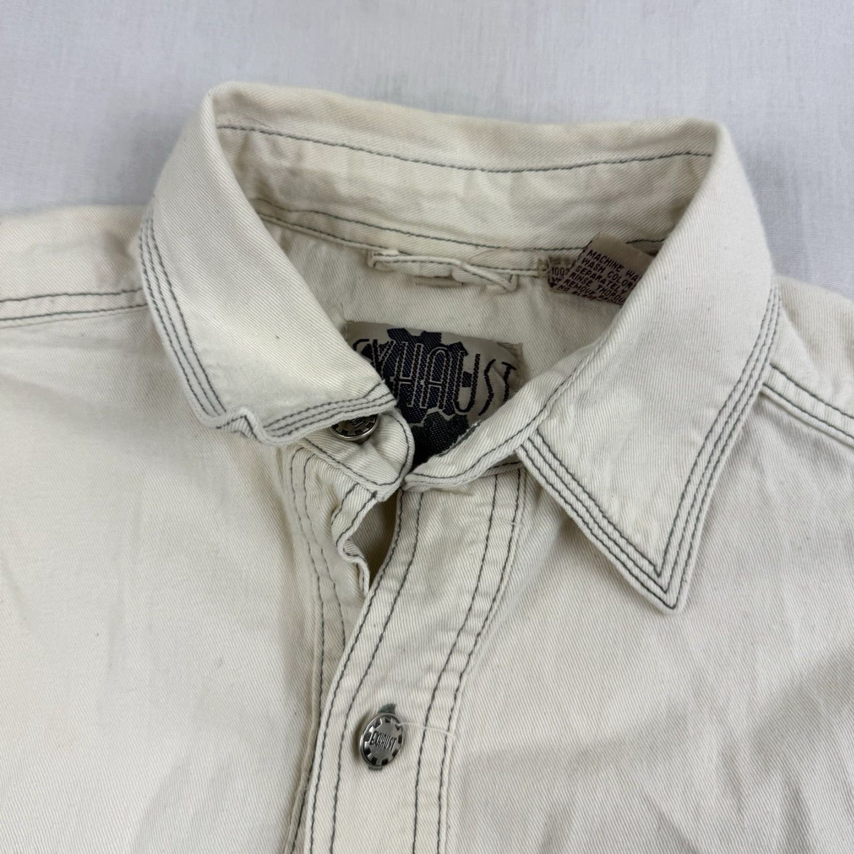 Vintage VINTAGE Exhaust Urban Clothing Button-Up Shirt Men Small Ivory Solid Casual 90s Grunge Tech Y2K Size US S / EU 44-46 / 1 - 5 Thumbnail