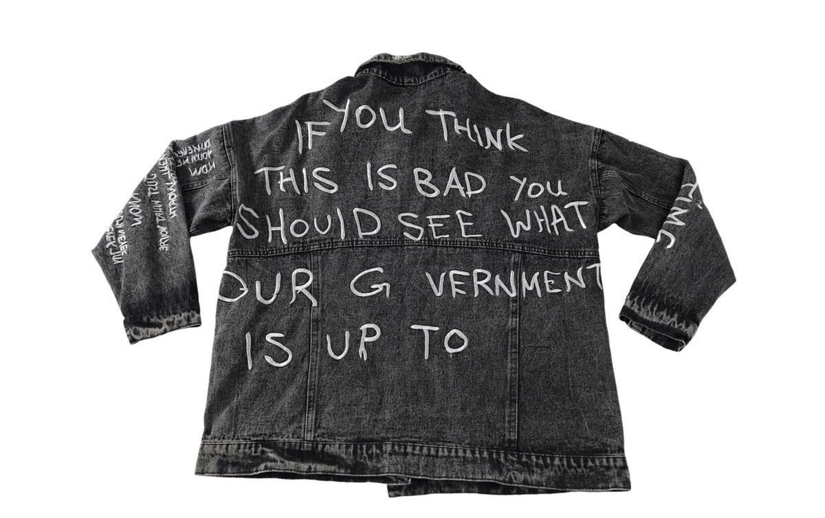 Japanese Brand Black Denim Jacket Trucker Street Art Style Printed Size US XL / EU 56 / 4 - 2 Thumbnail
