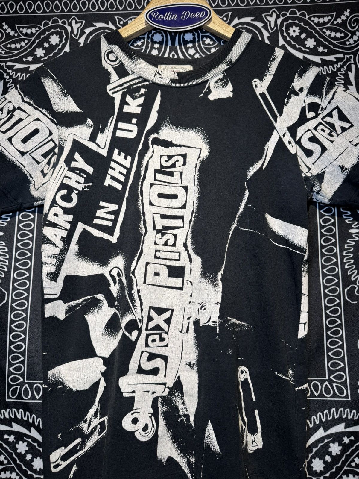 Vintage Rare Vintage Sex Pistols All Over Print Tee Size US M / EU 48-50 / 2 - 2 Thumbnail