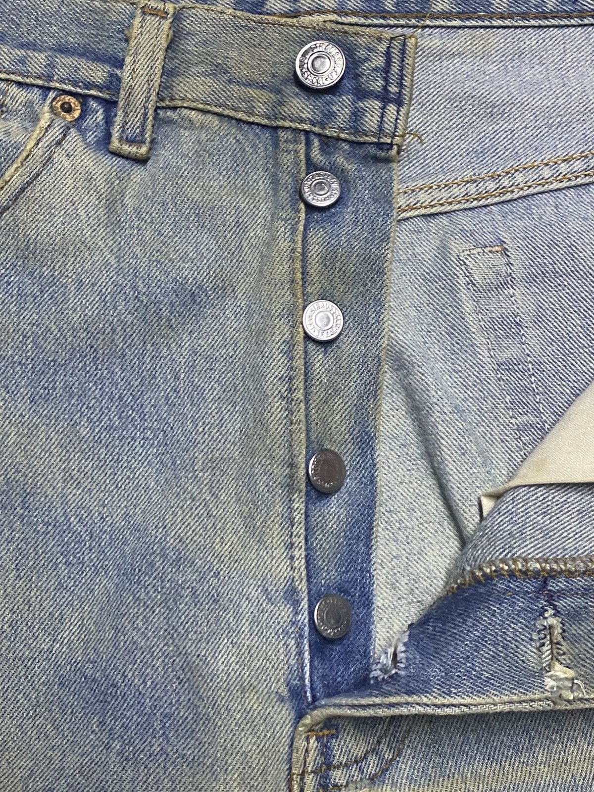 Levi's Vintage Levis 501xx 90s Grunge Distressed Jeans Size US 32 / EU 48 - 9 Thumbnail