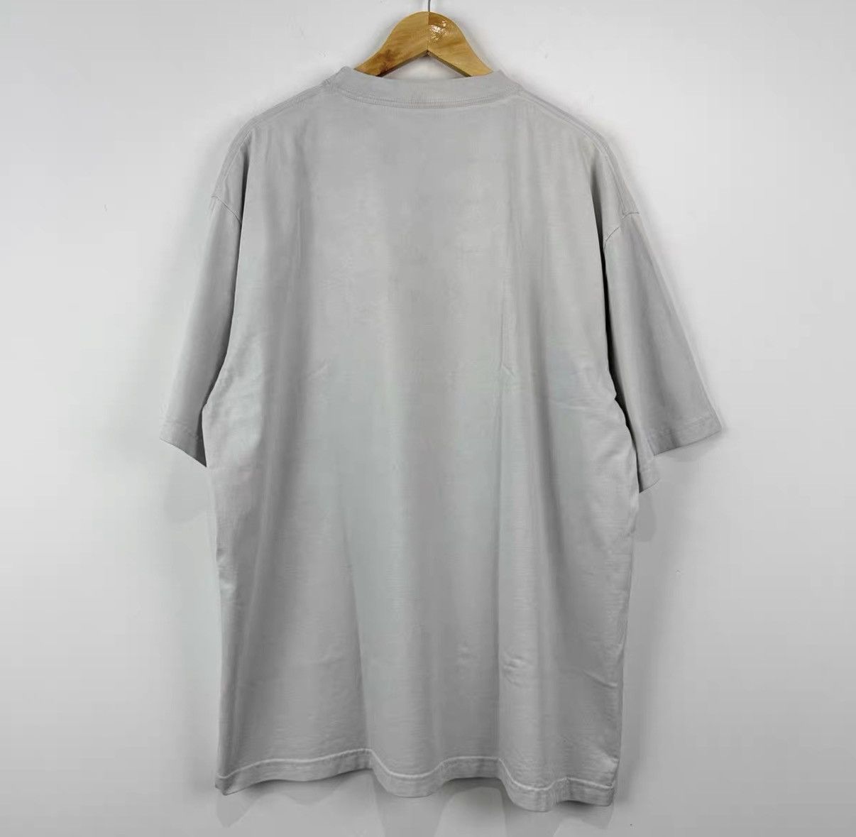 Balenciaga Balenciaga Batman Letter Vintage T-shirt J42 Size US L / EU 52-54 / 3 - 2 Thumbnail