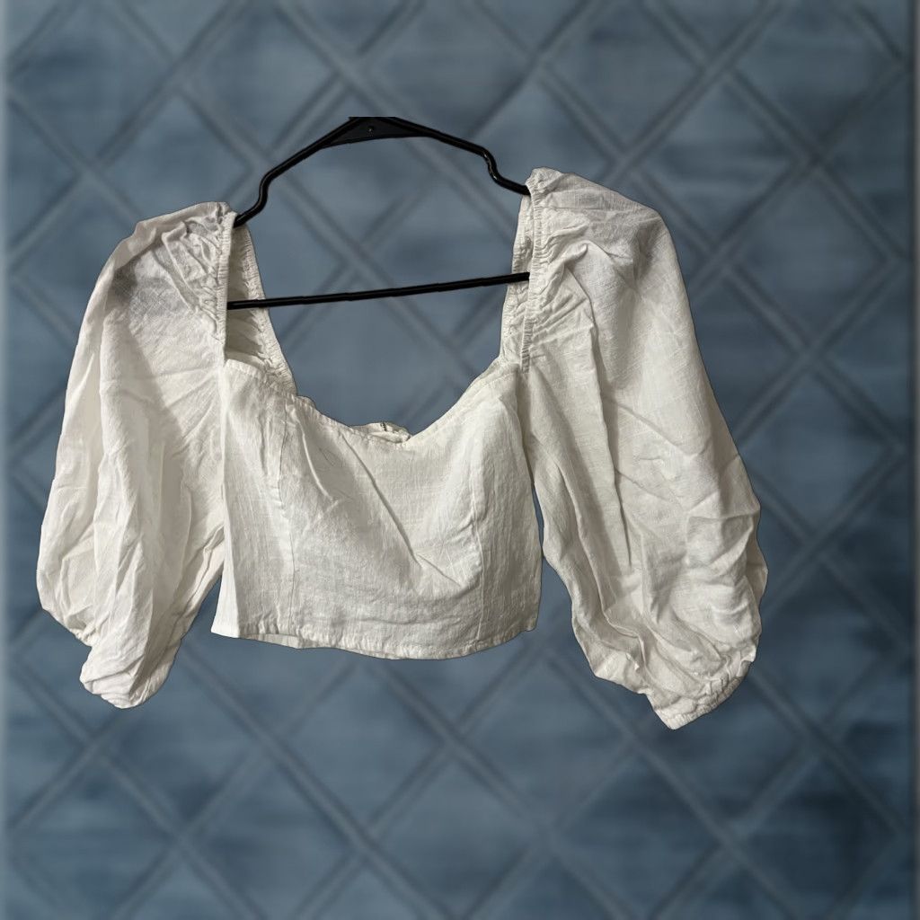 Shein SHEIN White Off Shoulder Cropped Blouse - Small - Puff Sleeve - Pullover - Solid - Casual Party - Women - Cropped Top Size S / US 4 / IT 40 - 1 Thumbnail