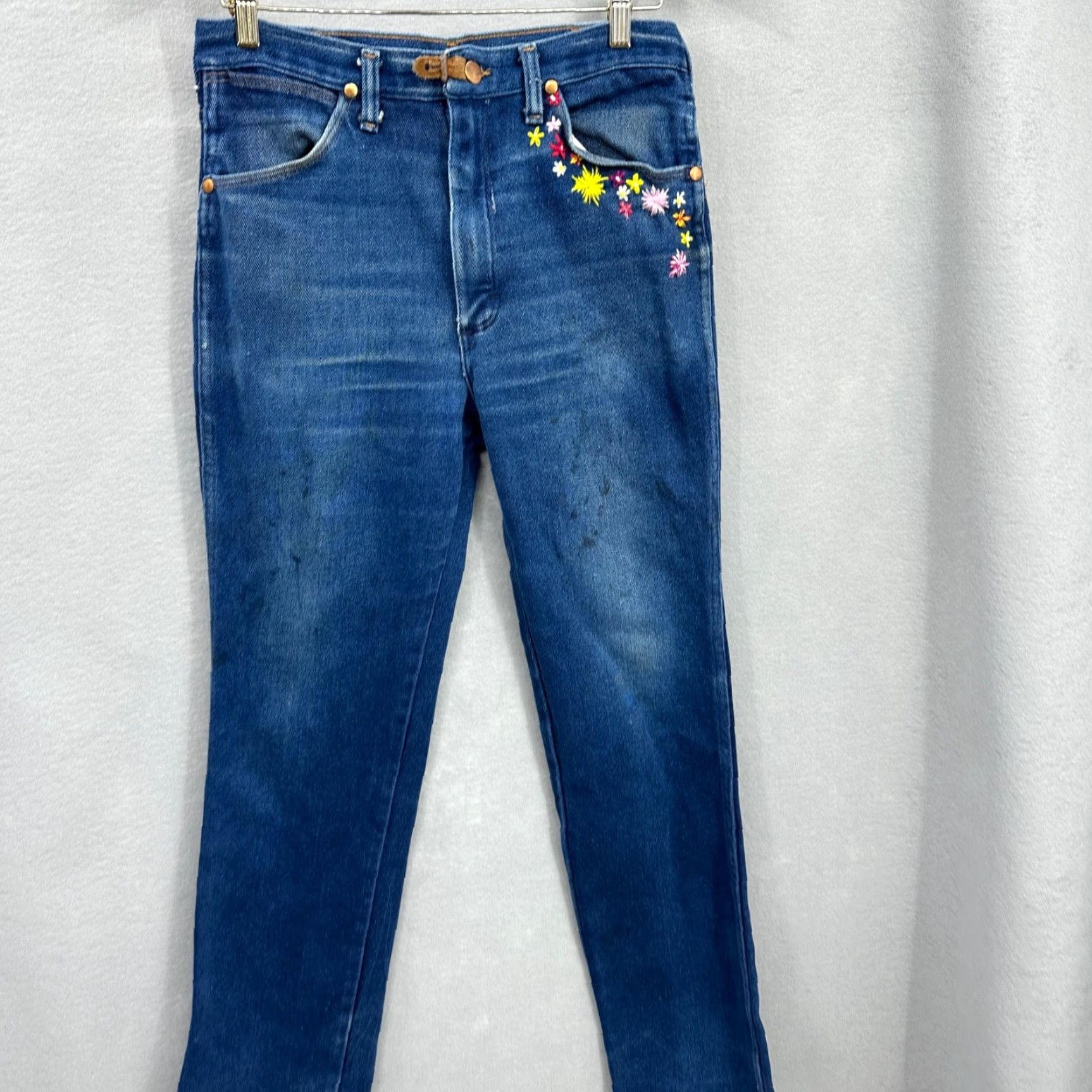 Wrangler VINTAGE Wrangler Jeans Men 33x34 Denim Western Embroidered Upcycle Wrangler Jeans 90s Cowboy USA Size US 33 - 2 Thumbnail