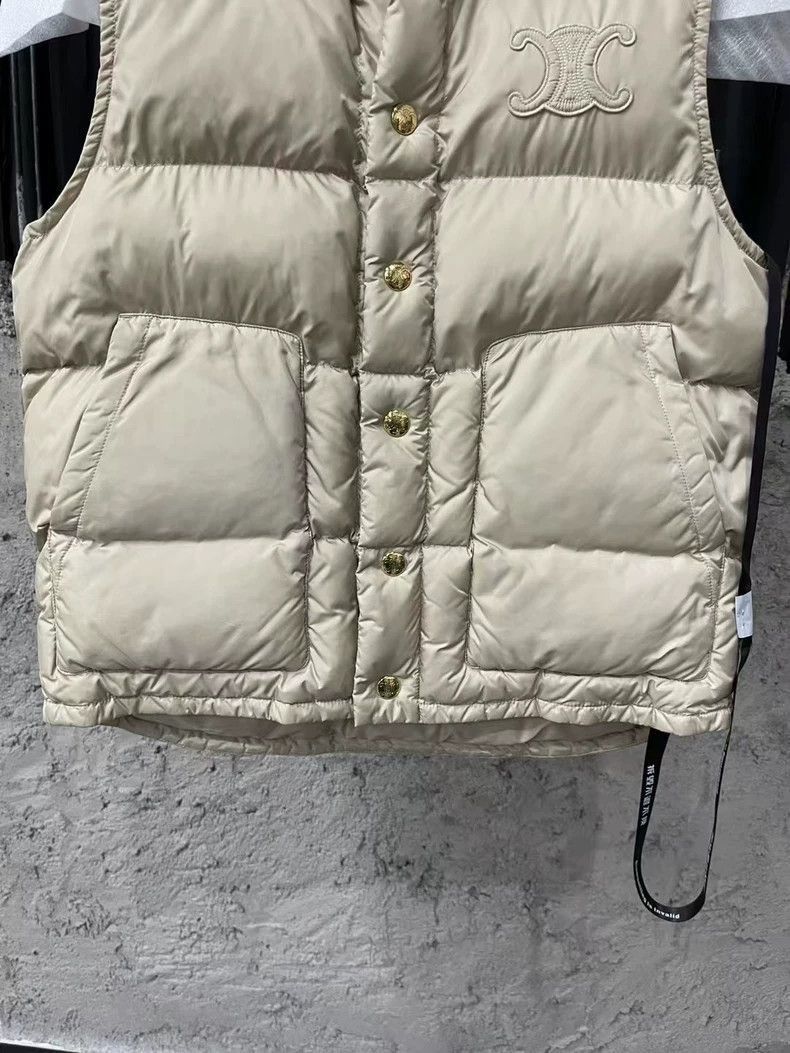Celine Celine Beige Padded Quilted Vest Jacket Size US S / EU 44-46 / 1 - 4 Thumbnail