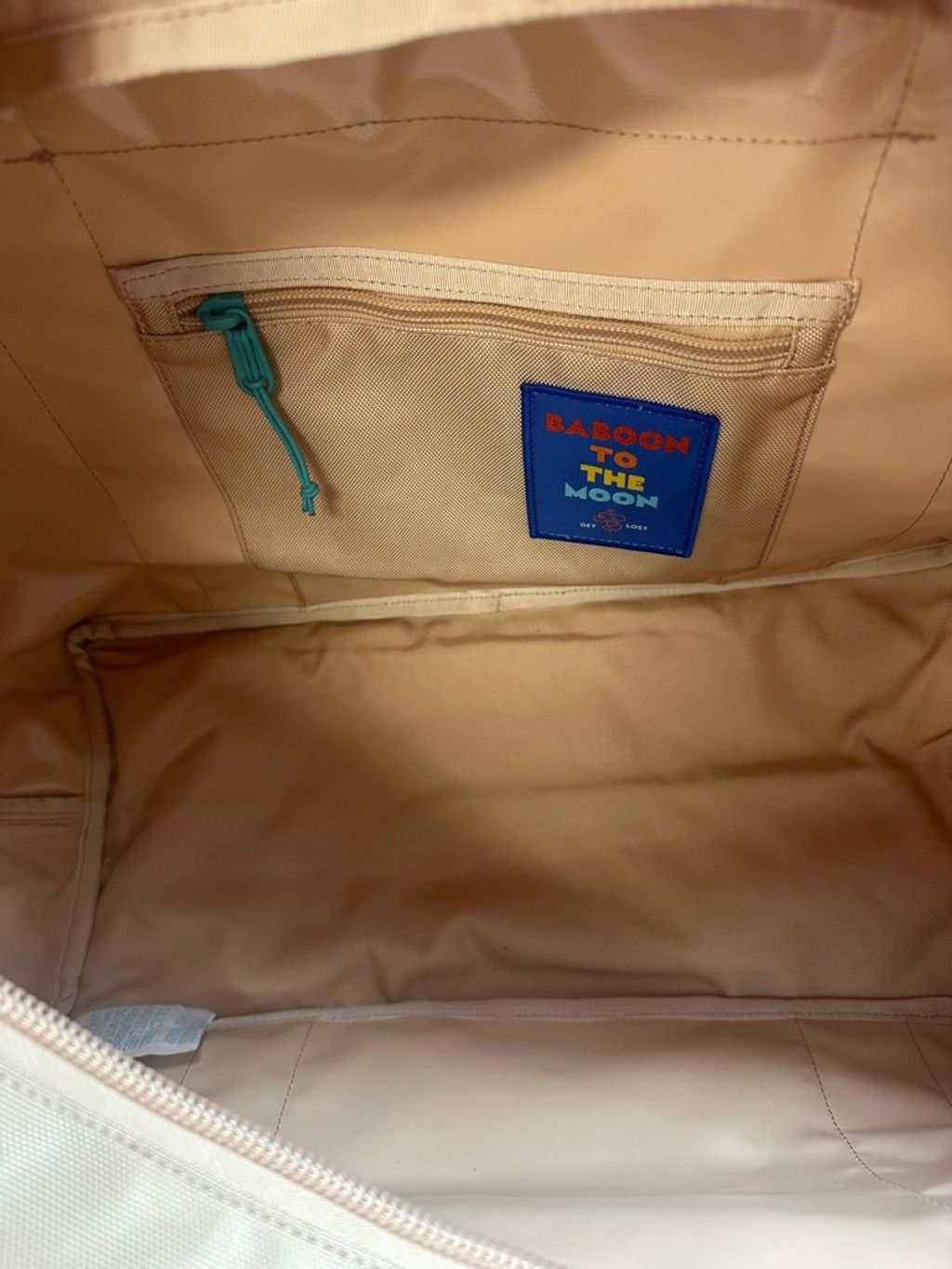 Other B2TM baboon 2 the moon Go-Tote Mega (40L) NWT Size ONE SIZE - 5 Thumbnail