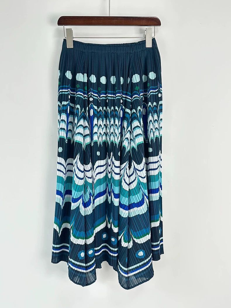 Issey Miyake size:1 Peacock skirt