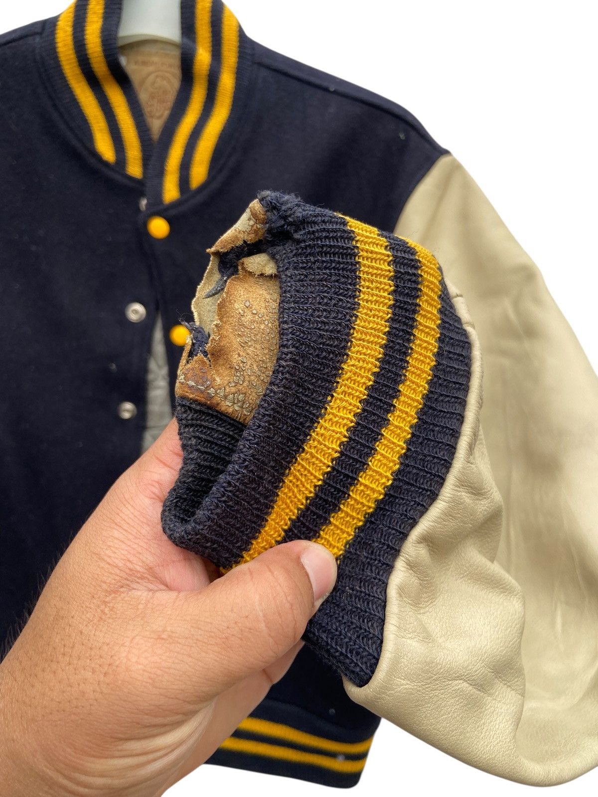 Golden Bear Vintage Golden Bear Varsity Letterman Jacket Size US L / EU 52-54 / 3 - 8 Thumbnail