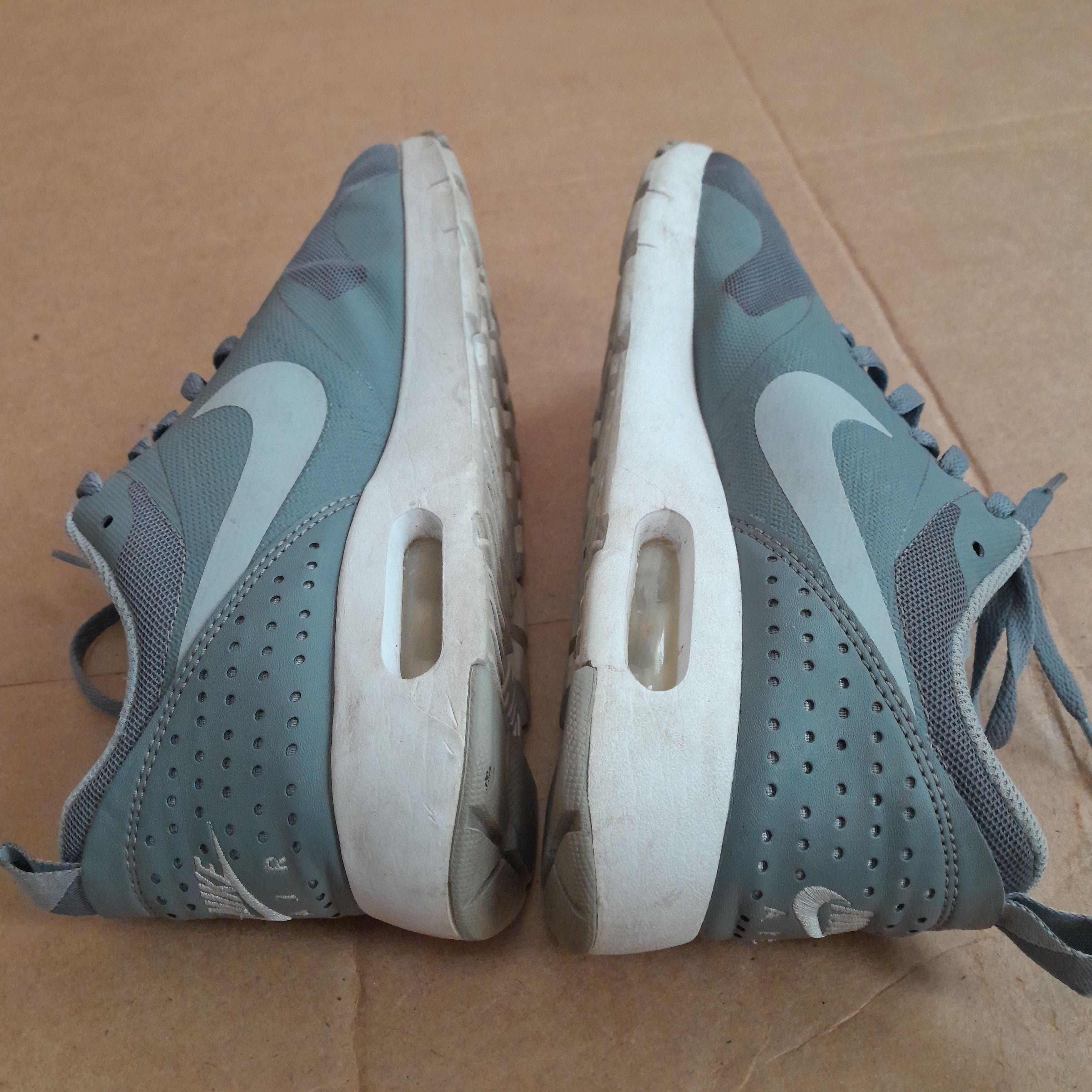 Nike ike Women’s Air Max Tavas Gray Running Shoes Size US 5.5 / IT 35.5 - 5 Thumbnail