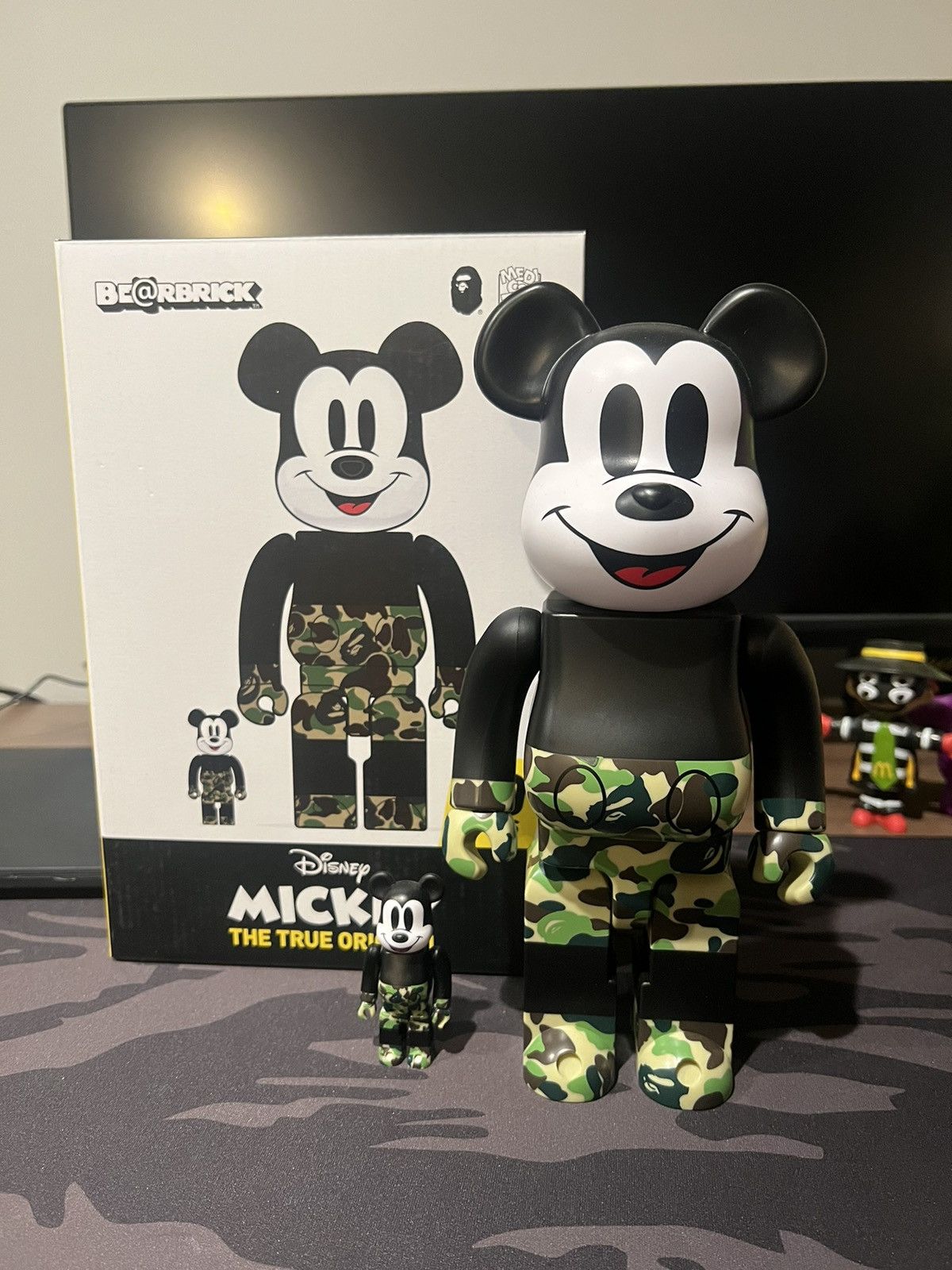 image of Bape X Mickey Mouse 400% & 100% Set in Green, Men's