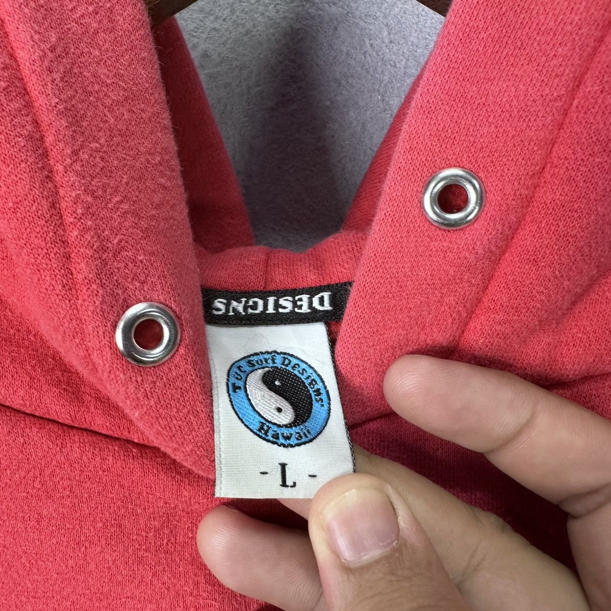Vintage Vintage T&C Surf Designs Hoodie Large Hawaii Surfwear Size US L / EU 52-54 / 3 - 7 Thumbnail