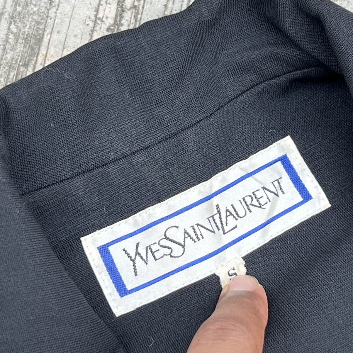 Yves Saint Laurent “YVES SAINT LAURENT” VINTAGE BLACK BLAZER Size S / US 4 / IT 40 - 6 Thumbnail