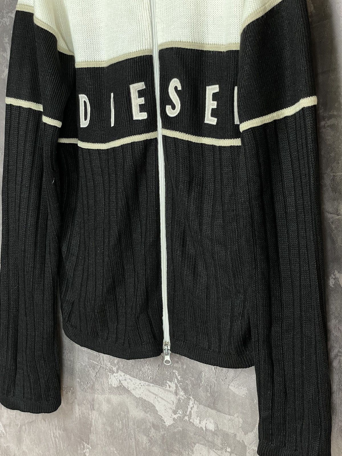 Diesel × If Six Was Nine × Japanese Brand Vintage Diesel Big Center Logo Y2K Avant Garde Boxy Sweater Size US S / EU 44-46 / 1 - 8 Thumbnail