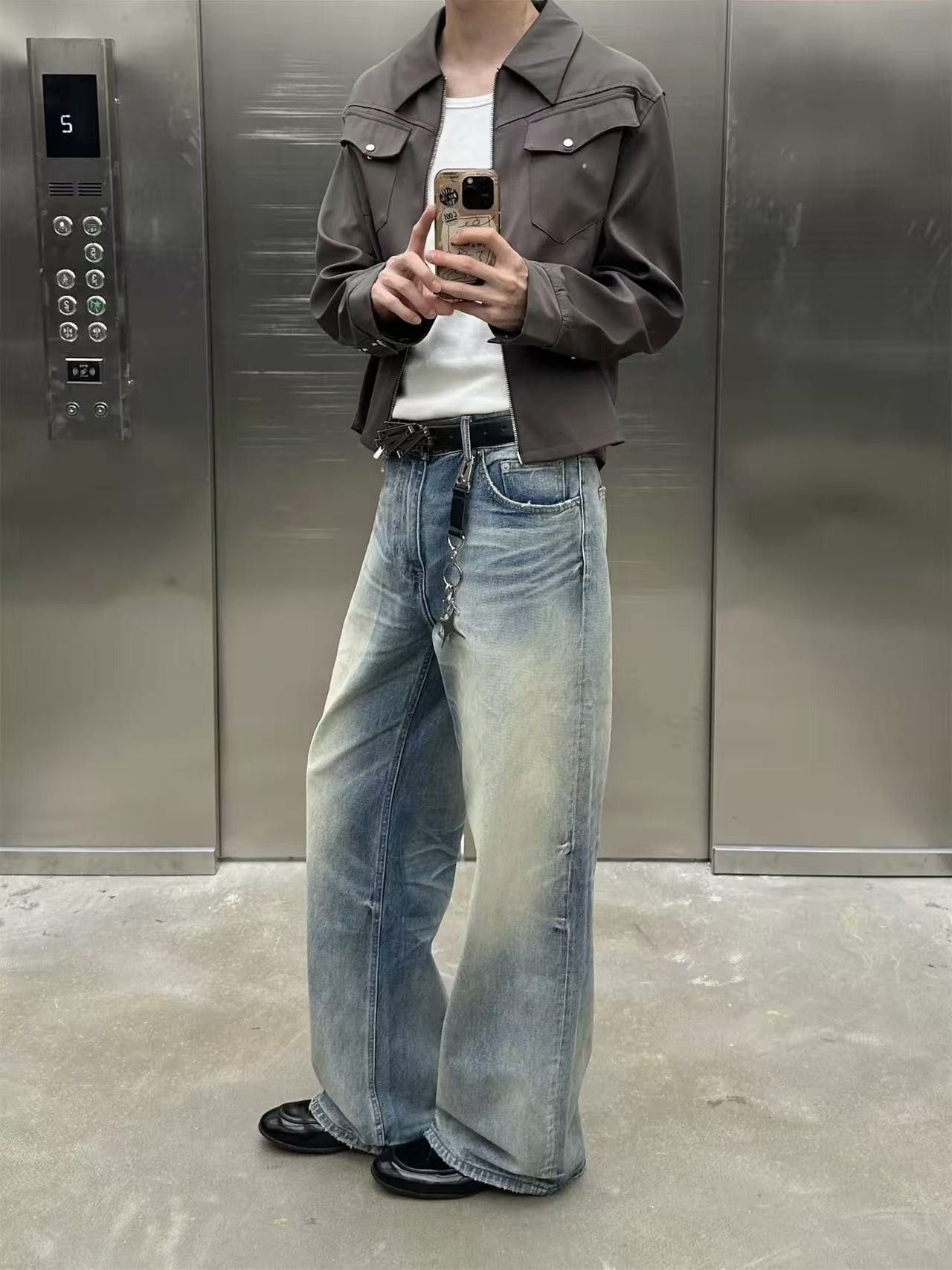 Japanese Brand Washed blue straight loose cleanfit distressed jeans for men Size US 32 / EU 48 - 4 Thumbnail