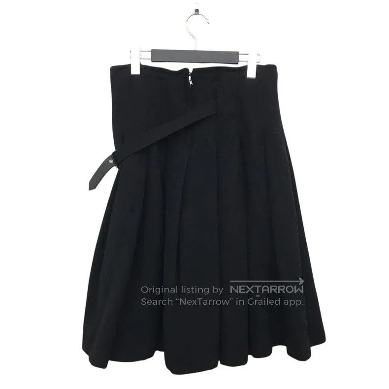 Comme des Garcons Comme Des Garcons size M Belted Skirt Size 23" - 2 Thumbnail