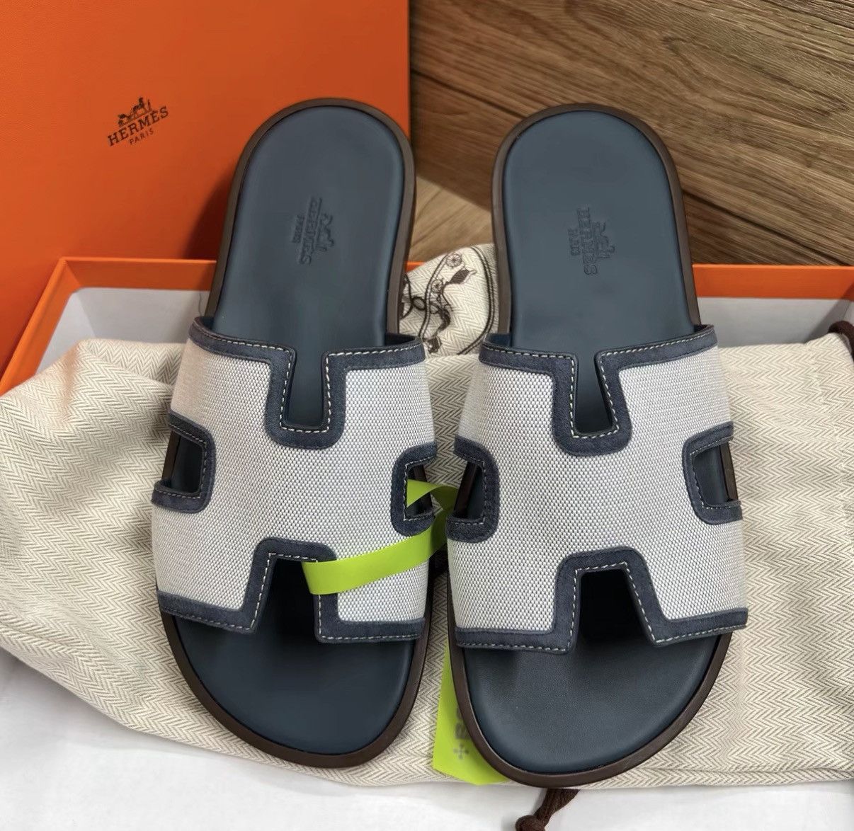 Hermes Hermès Blue & Grey H Slippers J41 Size US 7 / EU 40 - 2 Thumbnail