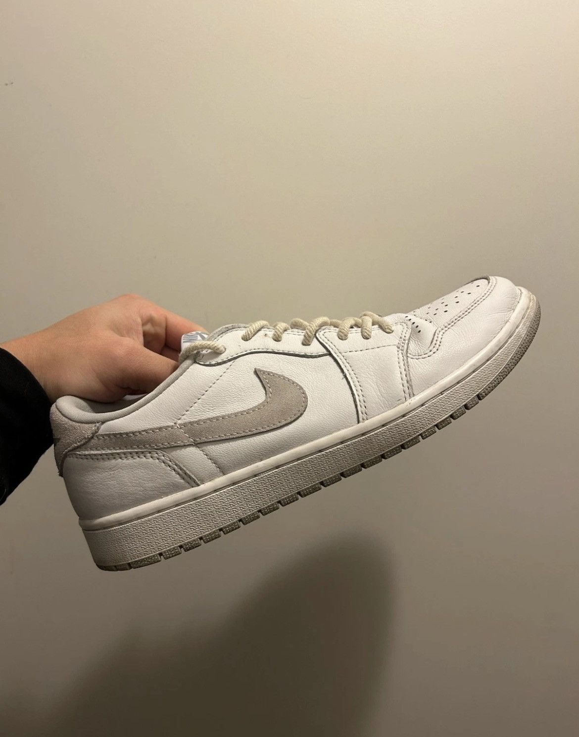 Jordan Brand Air Jordan 1 Low OG Size US 10 / EU 43 - 1 Thumbnail