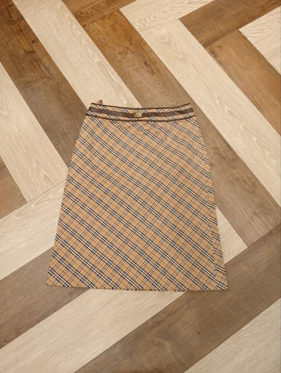 Burberry BURBERRY BLUE LABEL NOVA CHECK STRETCH SKIRT Size 25" / US 0 / IT 36 - 1 Thumbnail